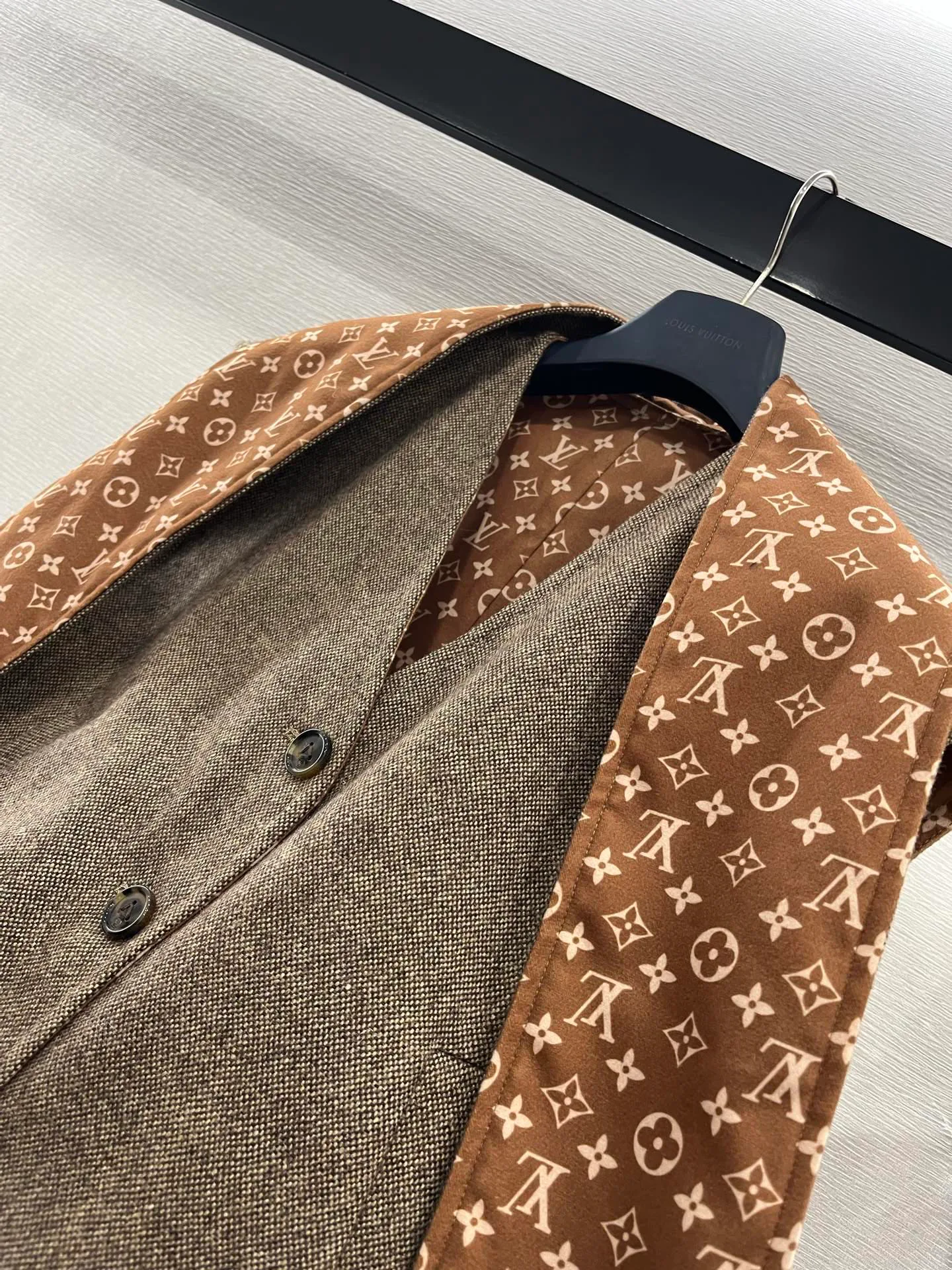 Жилеты Женские Louis Vuitton 1512422