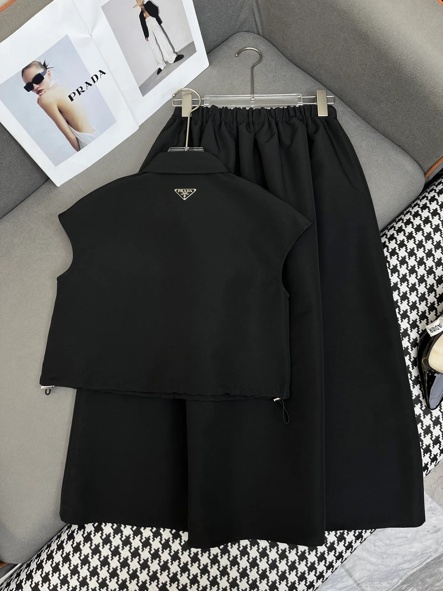 Юбки Женские Prada 23481