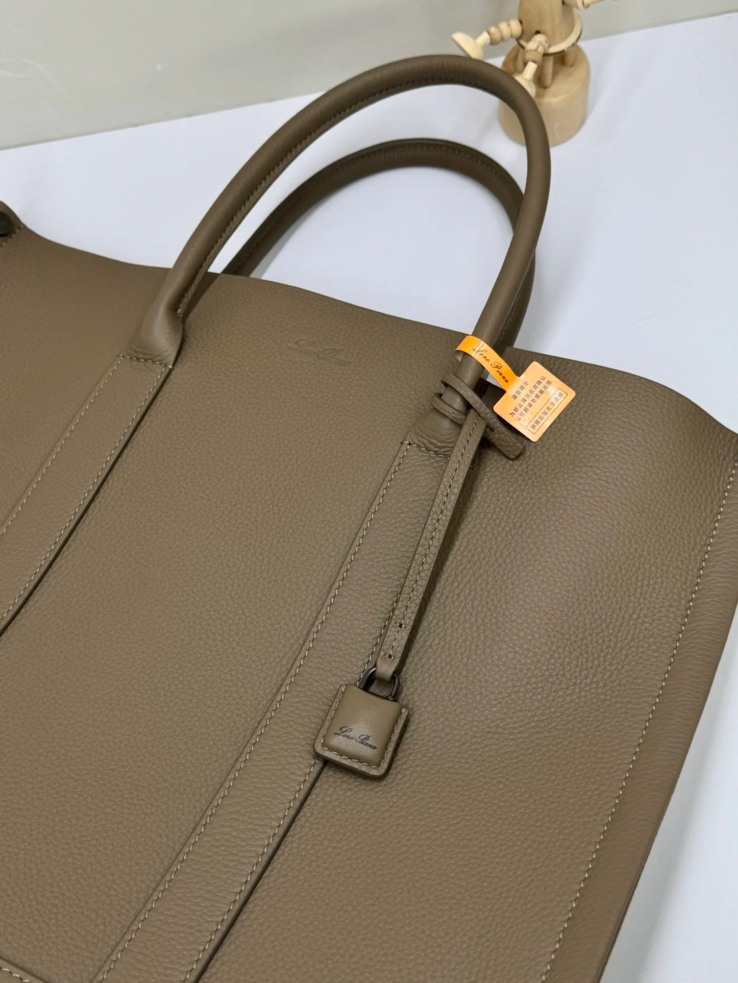 Классические Сумки Женские Loro Piana 11472599