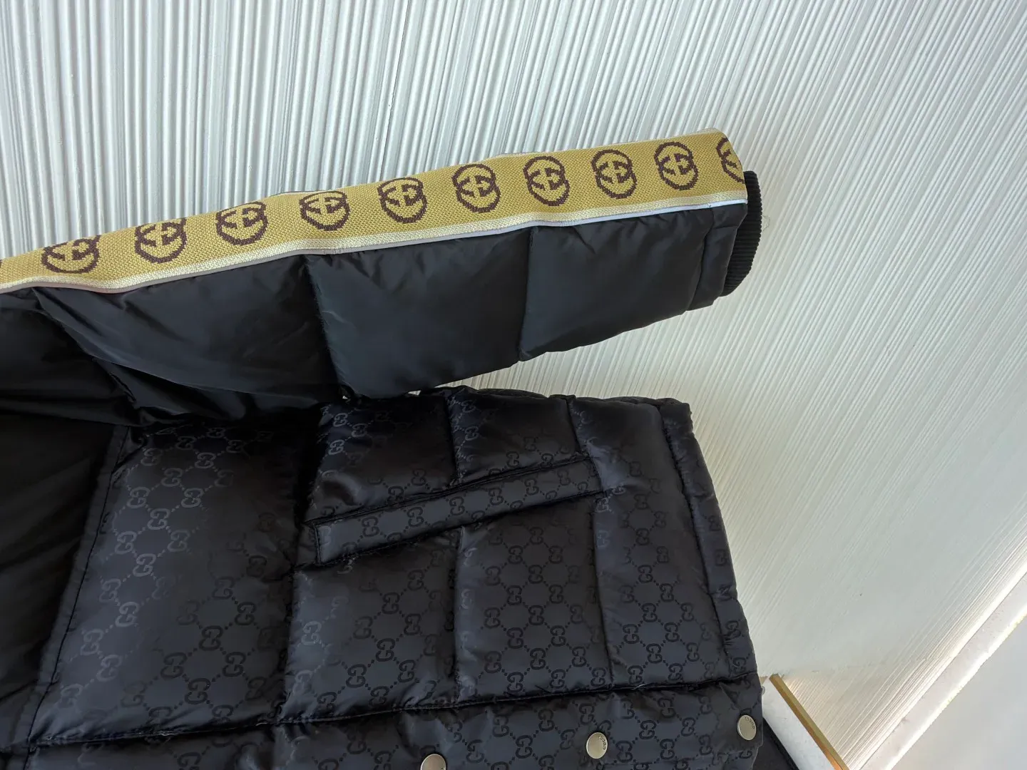 Куртки И Пуховики Мужские Gucci 339523