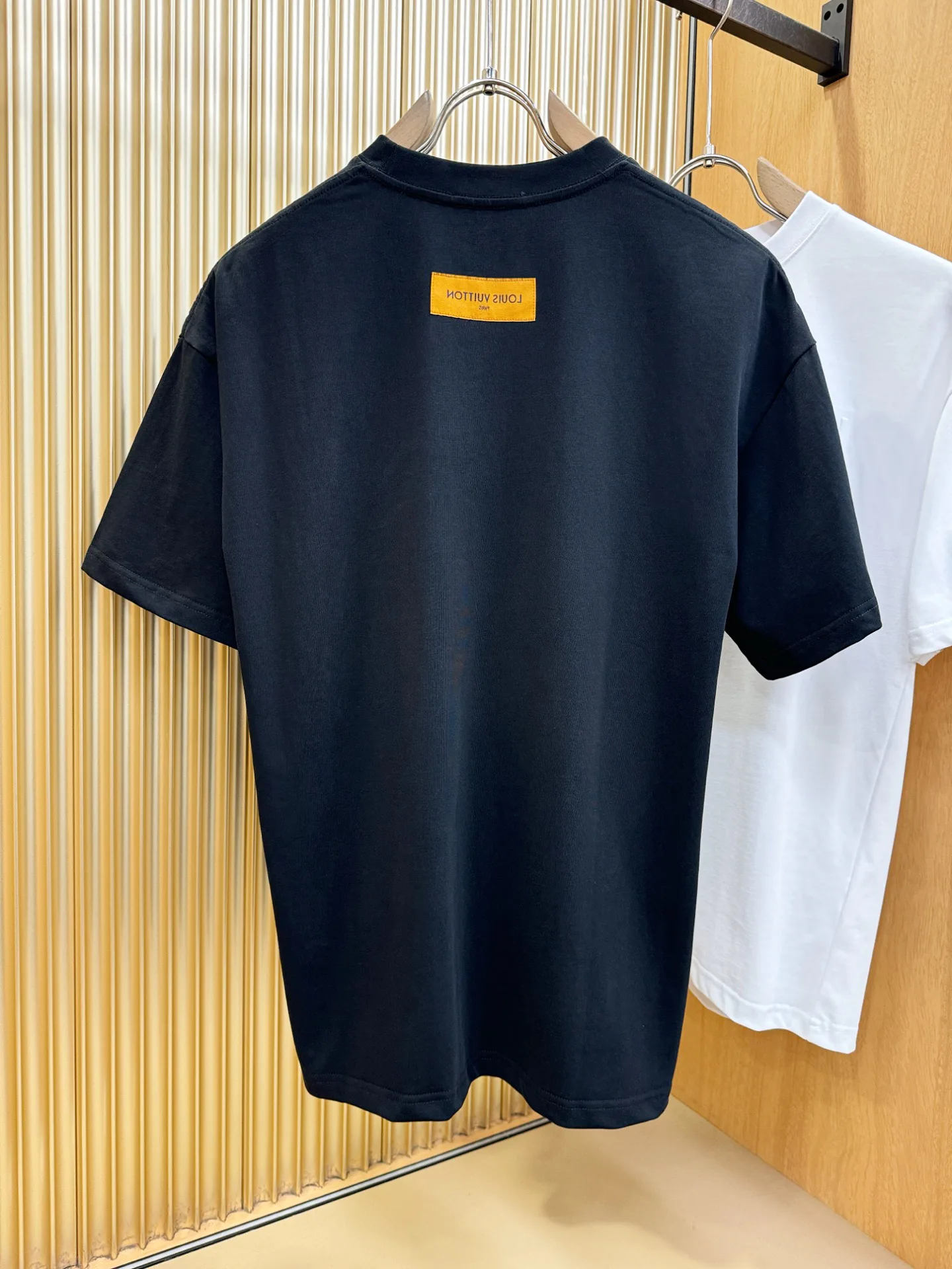 Футболки Женские Louis Vuitton 13479728