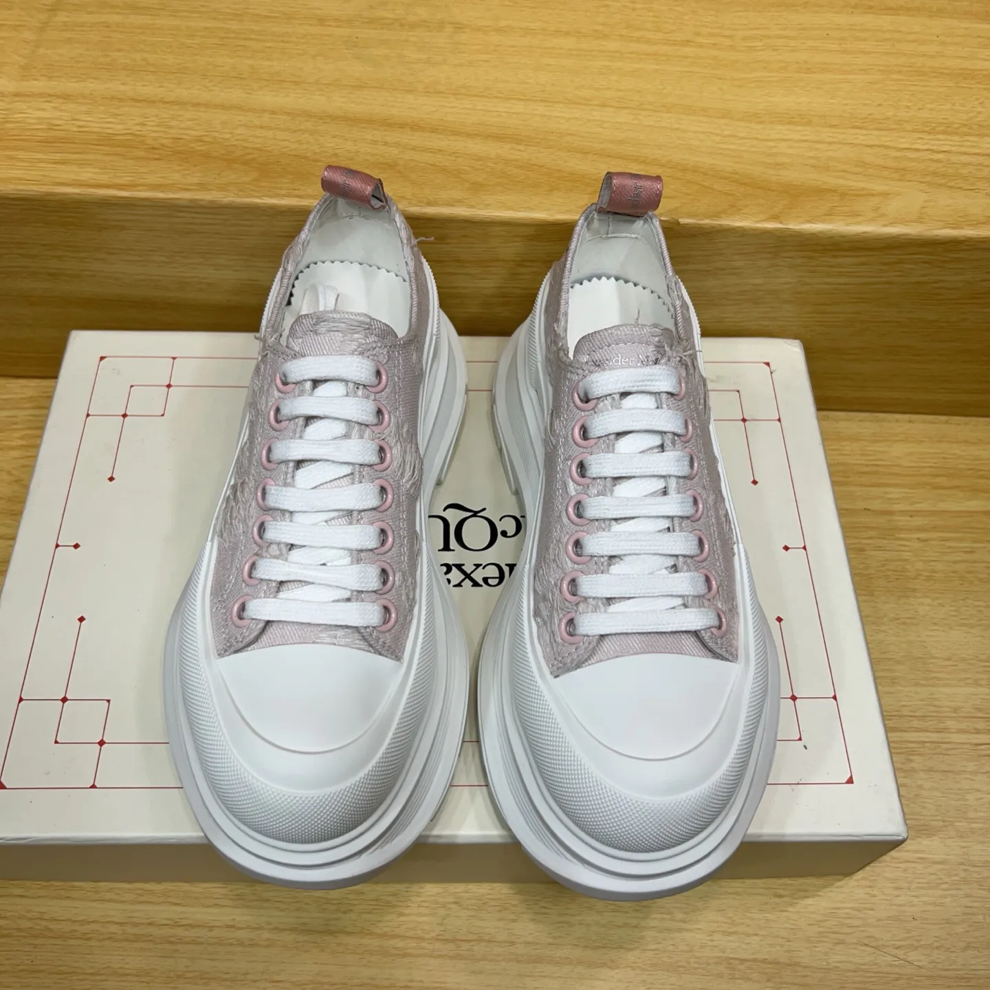 Кроссовки Женские Alexander Mcqueen 17545162