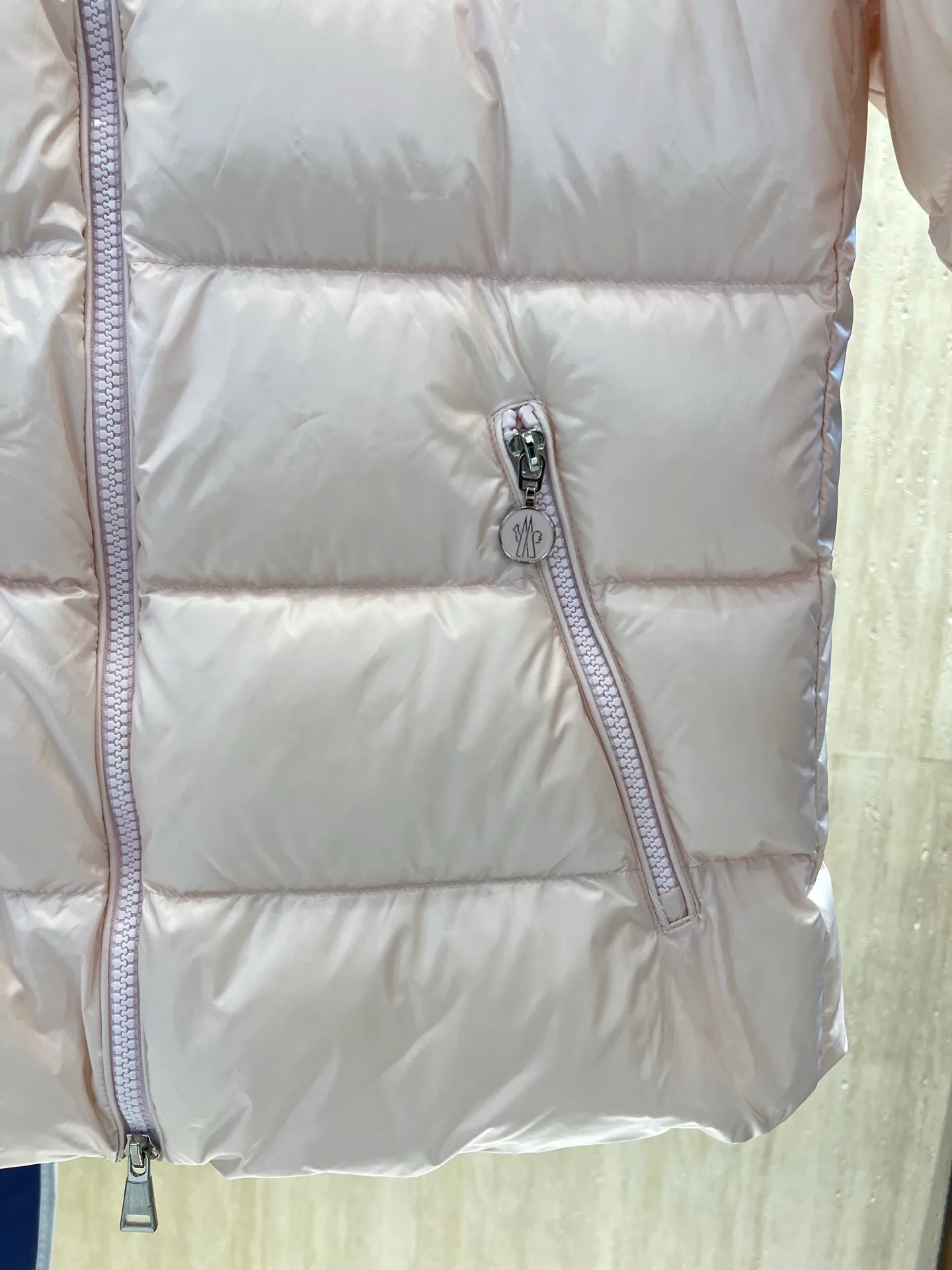 Куртки И Пуховики Мужские Moncler 18231422