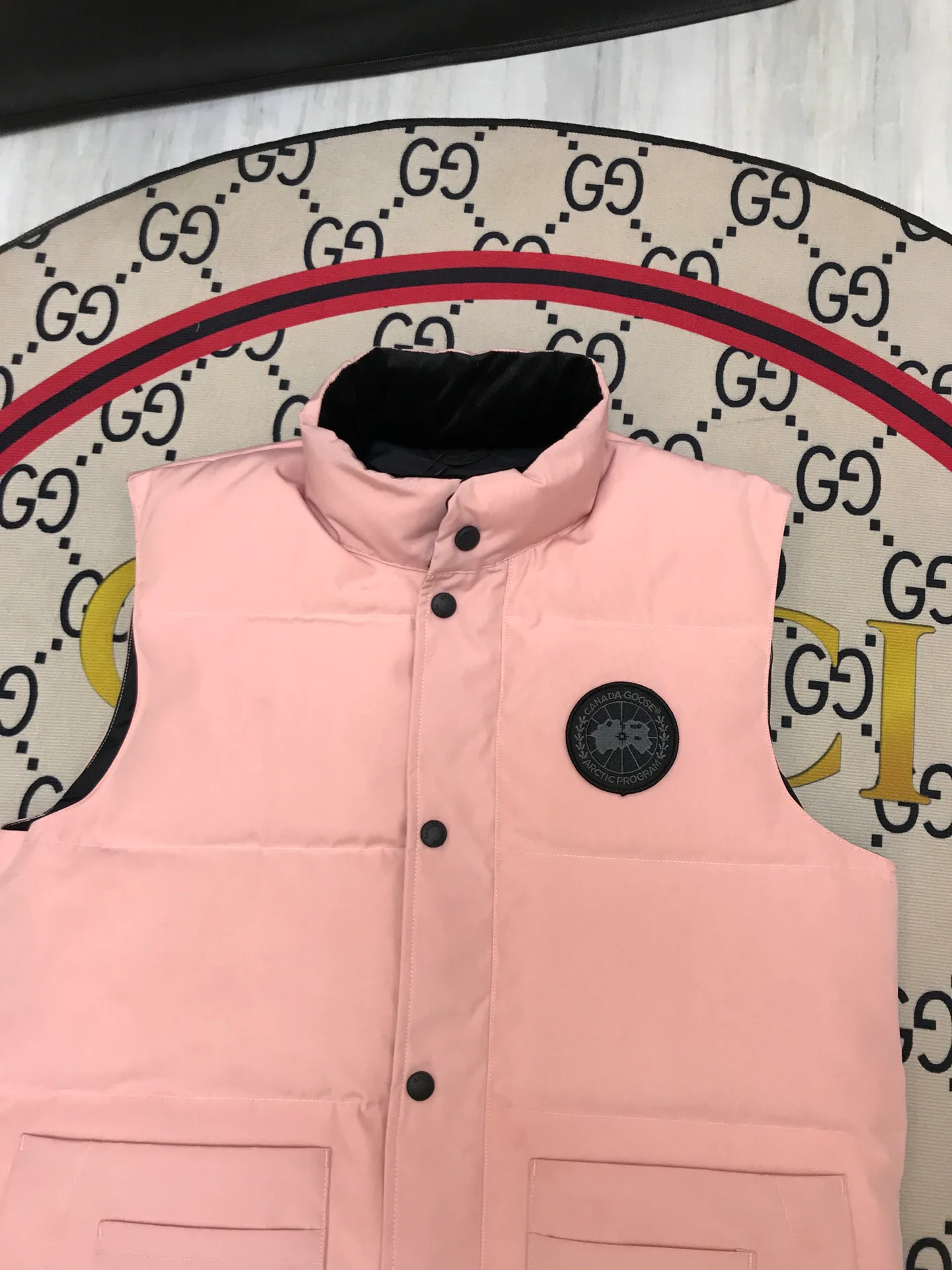 Жилеты Женские Canada Goose 1294360