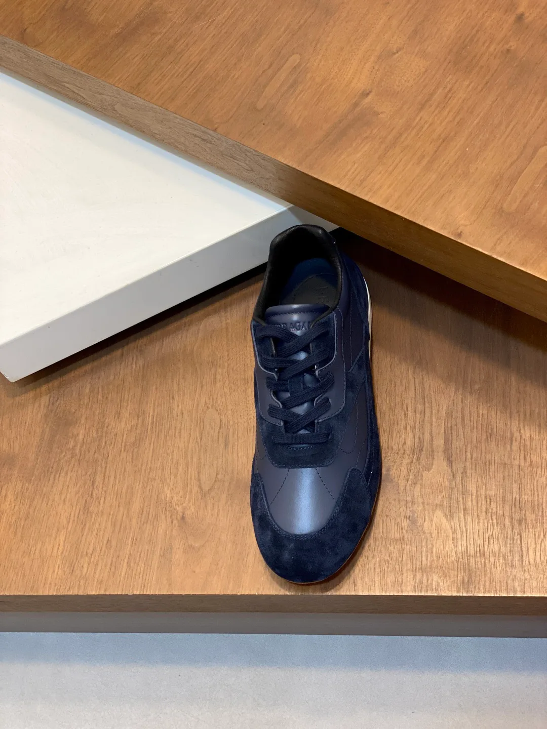 Кроссовки Мужские Salvatore Ferragamo 19458692