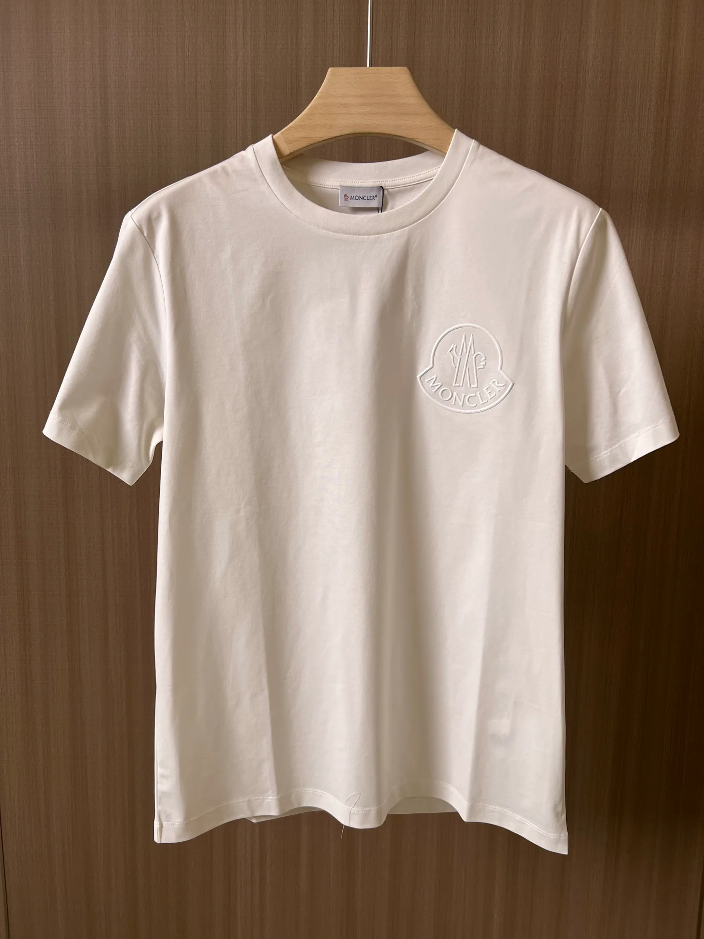 Футболки Женские Moncler 11000469