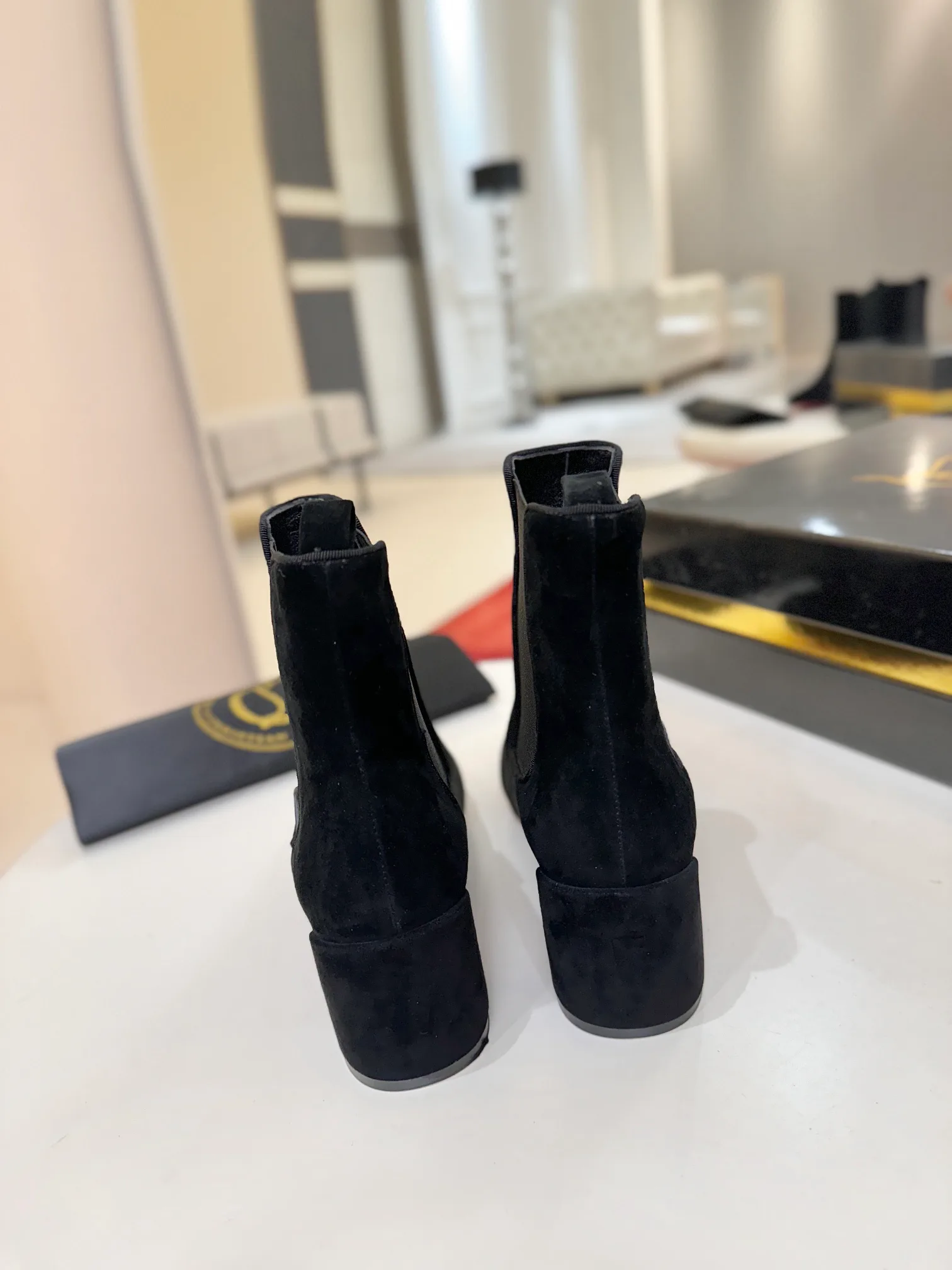 Ботильоны Женские Christian Louboutin 18821513