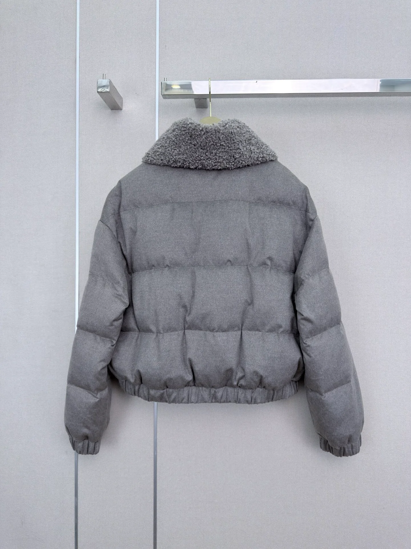 Куртки И Пуховики Женские Brunello Cucinelli 18185770