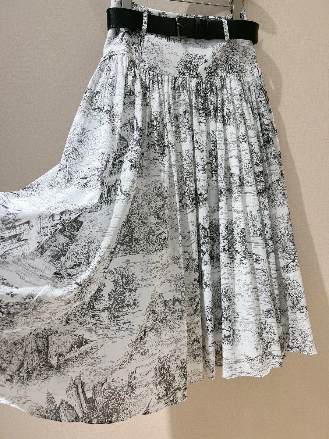 Юбки Женские Christian Dior 17290312