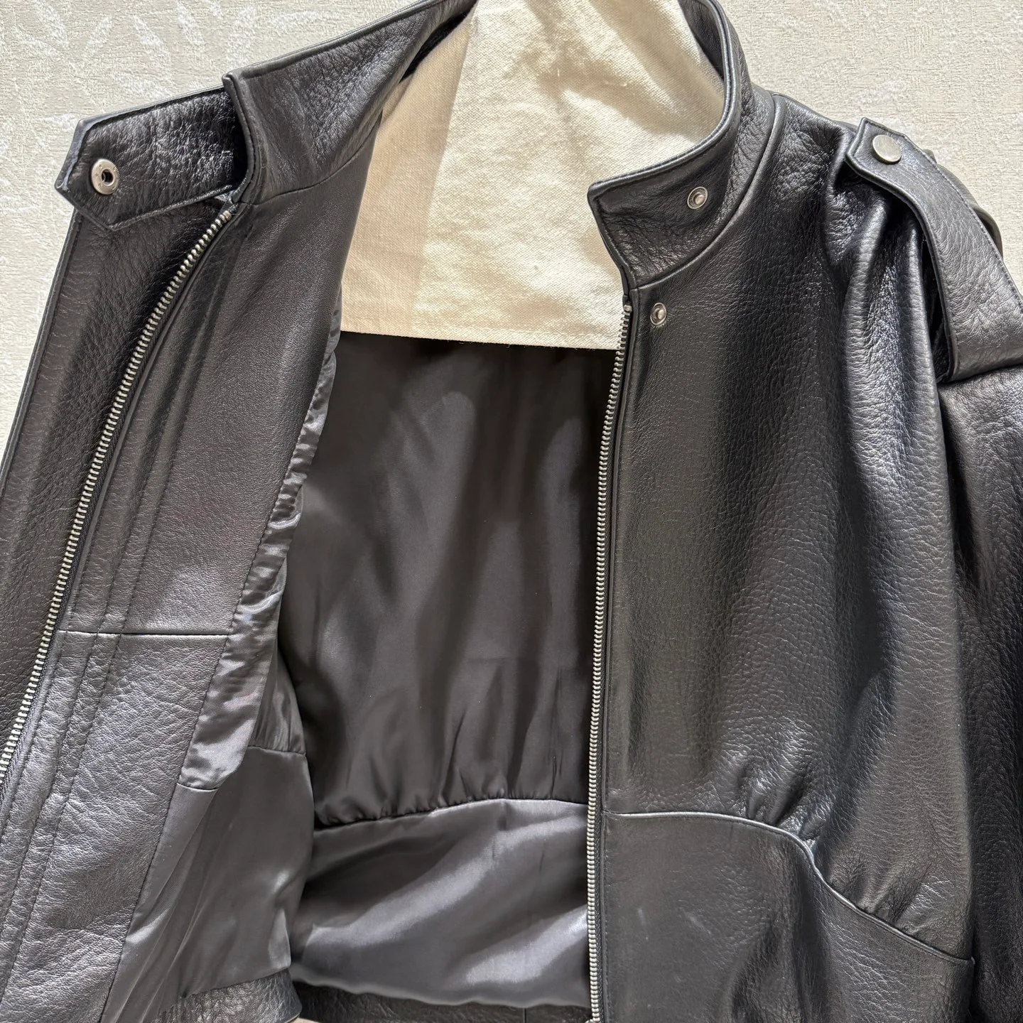 Кожаные Куртки И Дублёнки Женские Saint Laurent 18127944