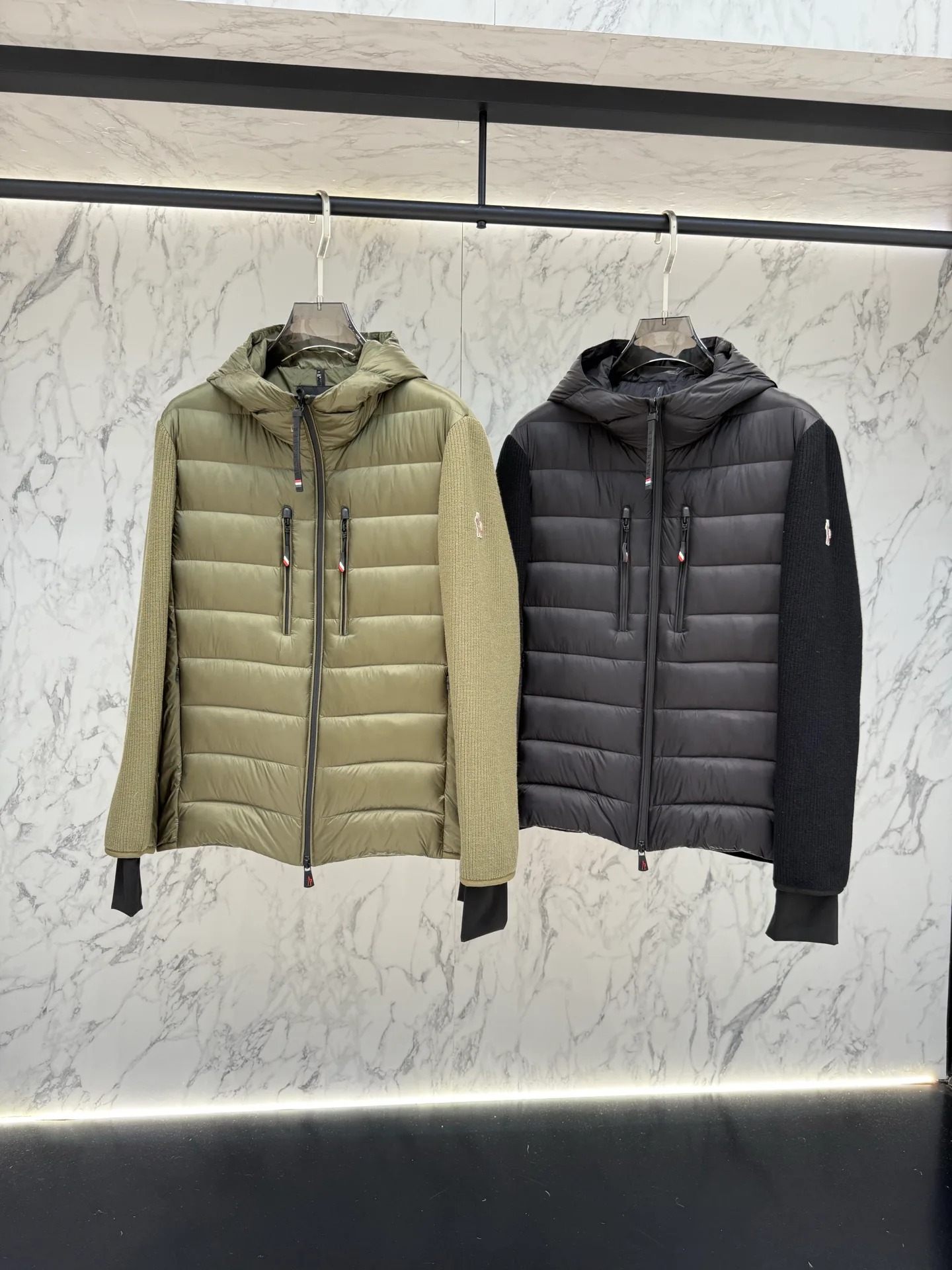 Куртки И Пуховики Мужские Moncler 18236931