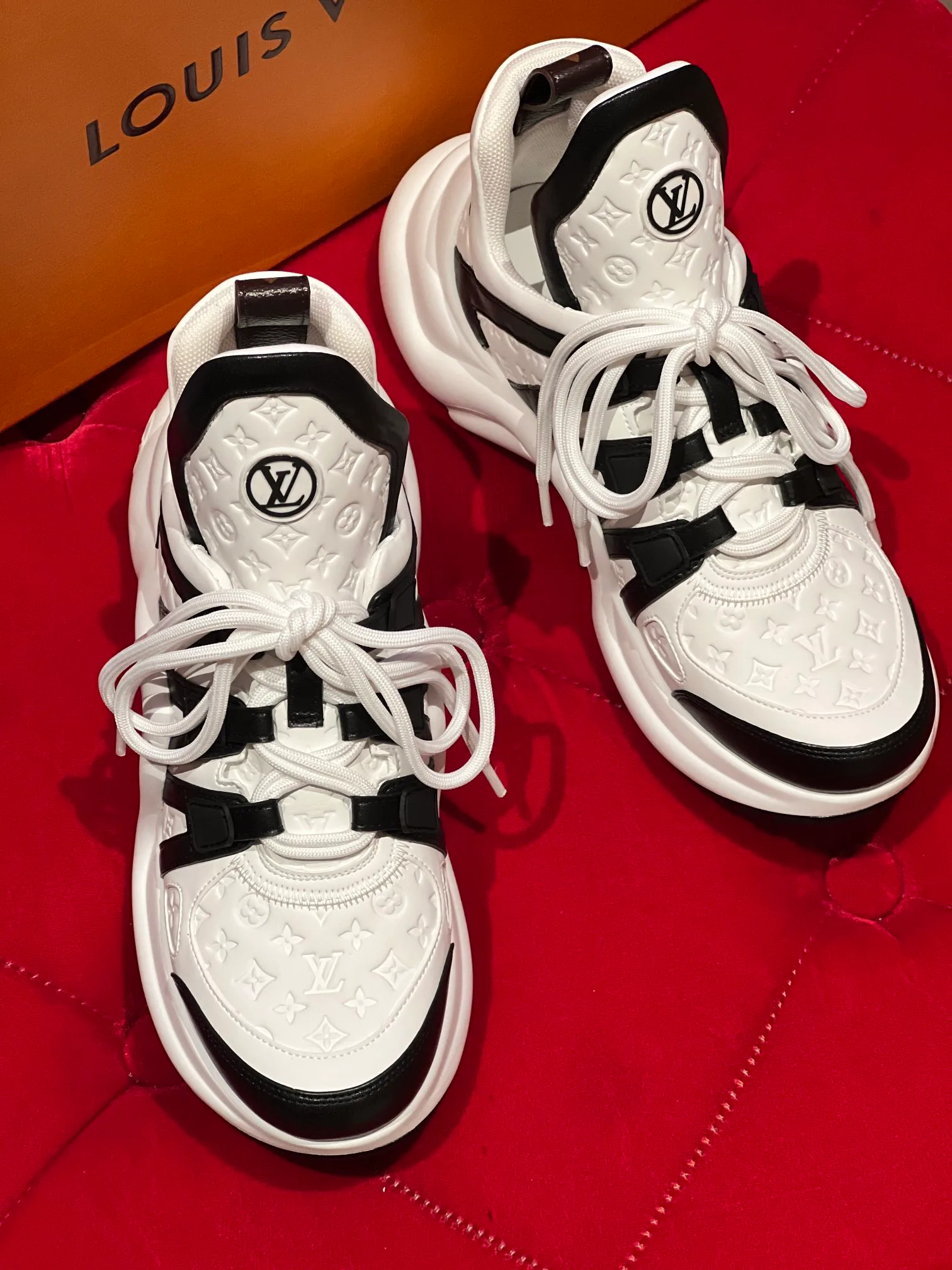 Кроссовки Женские Louis Vuitton 371434