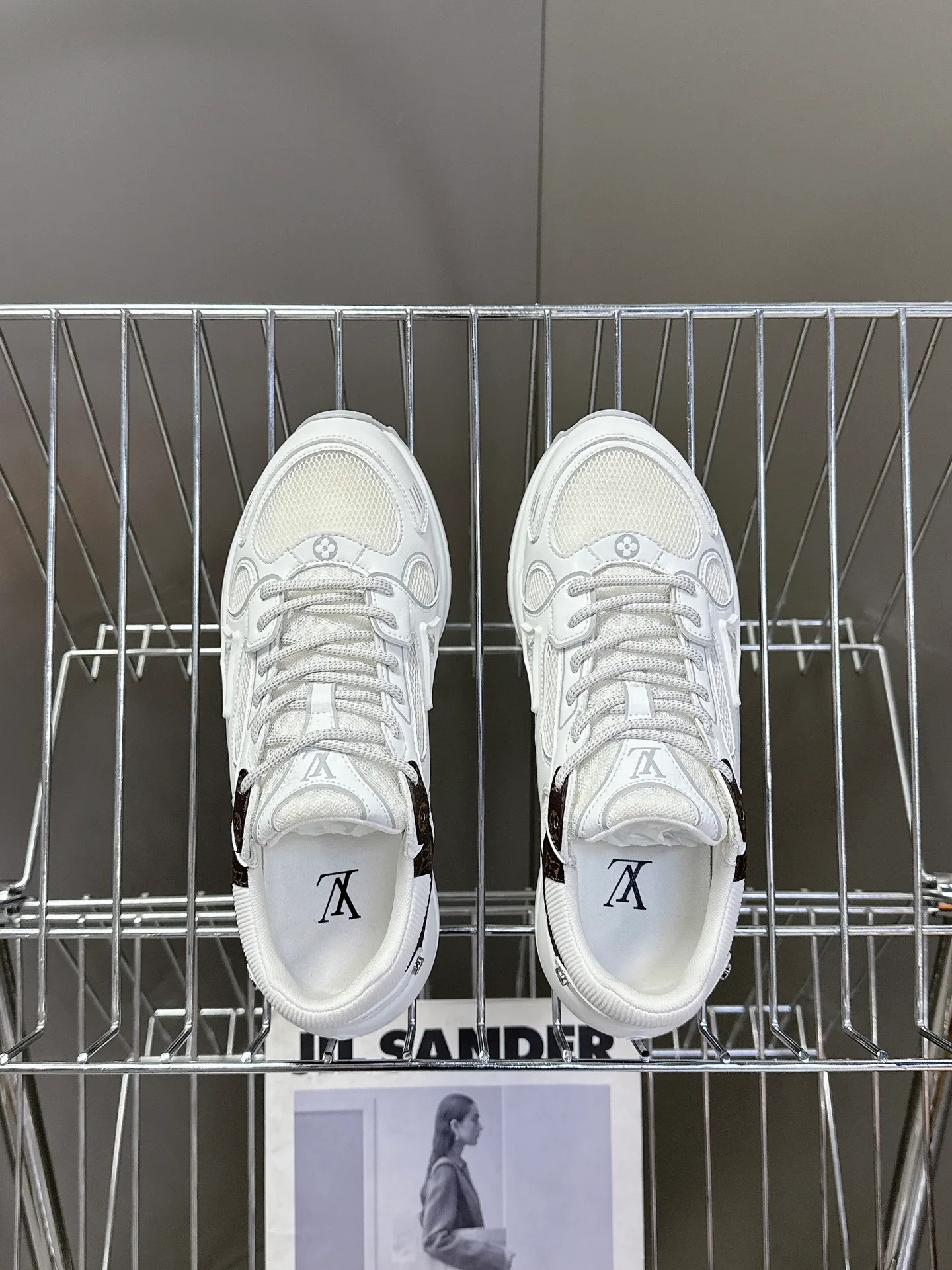 Кроссовки Женские Louis Vuitton 11152715