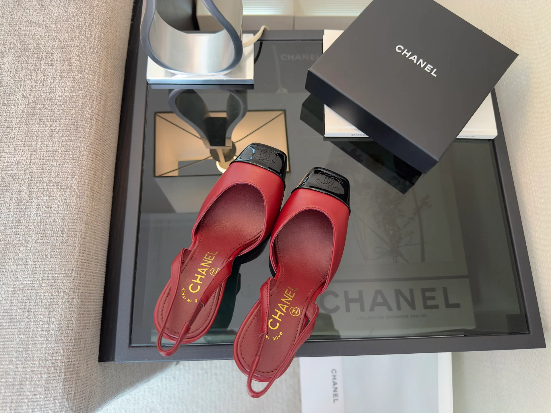 Туфли Женские Chanel 18402052