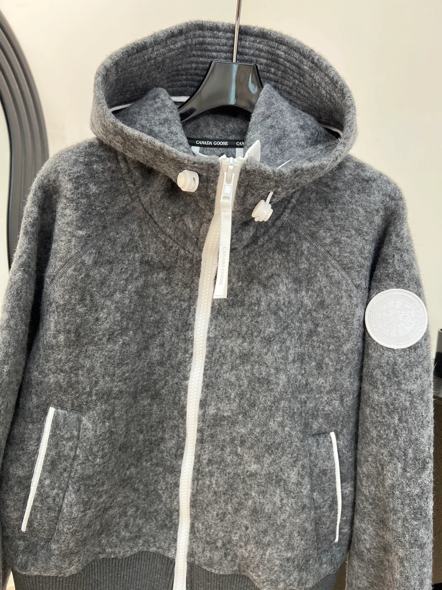 Куртки И Пуховики Женские Canada Goose 17923099