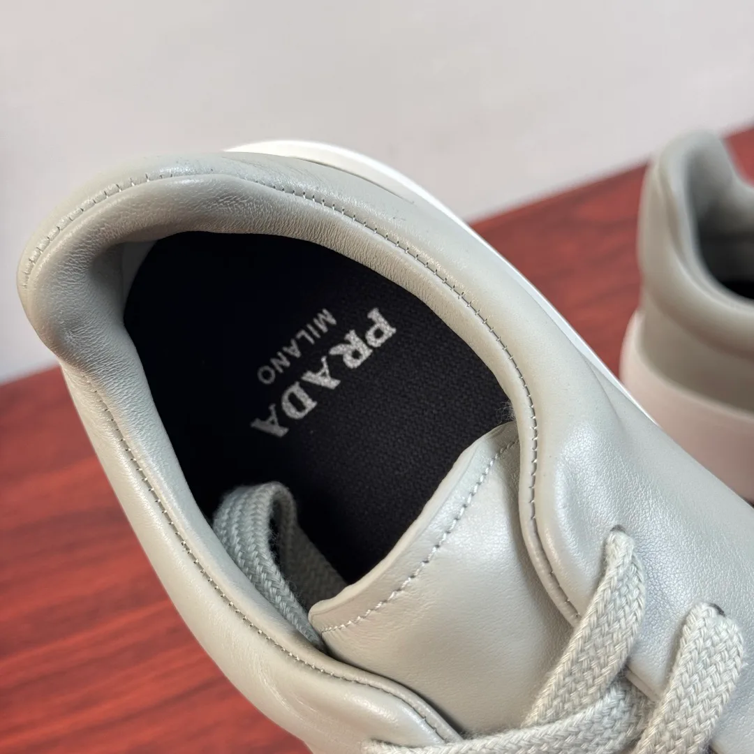 Кроссовки Мужские Prada 16935028