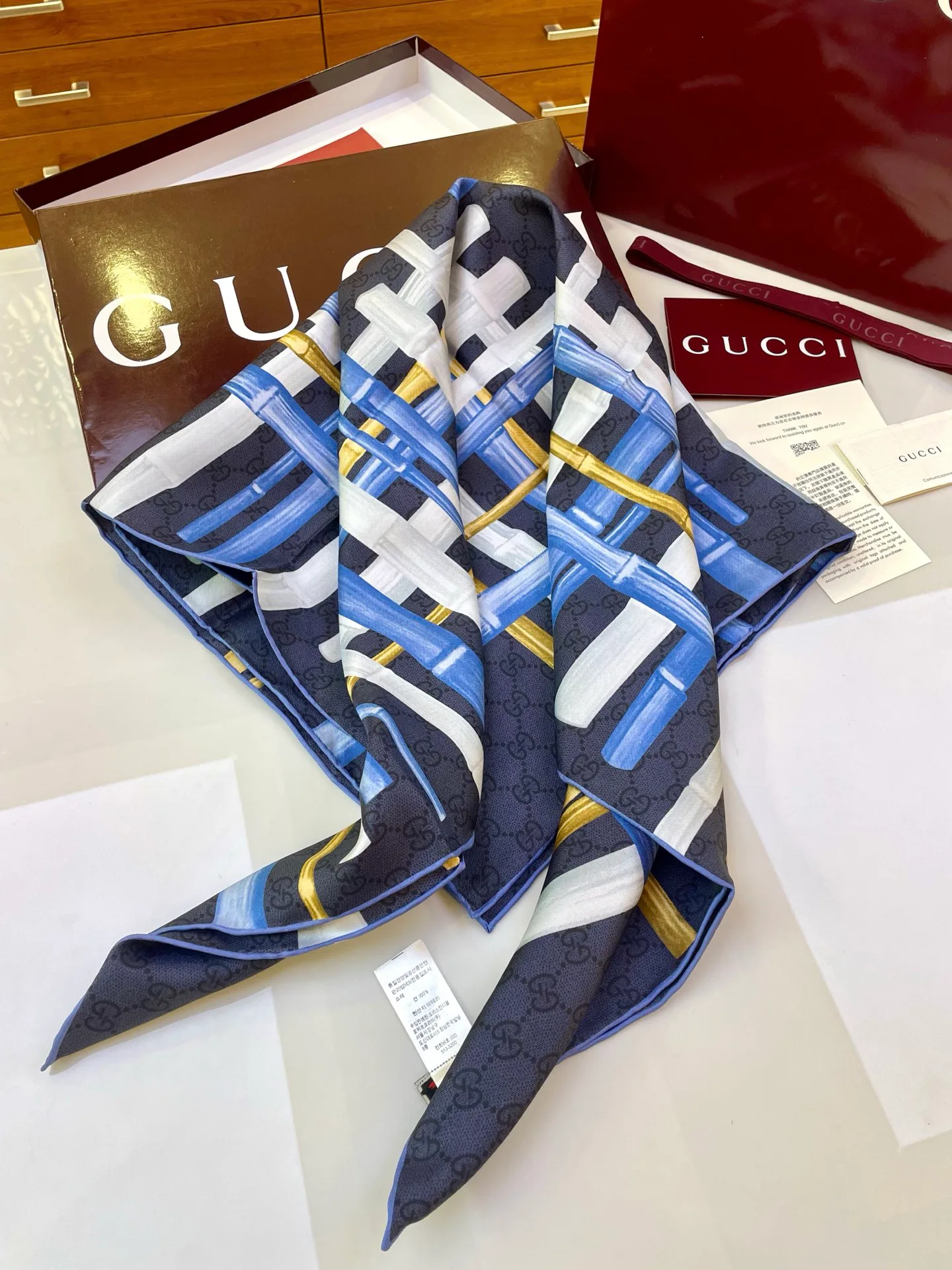 Платки Gucci 10477354