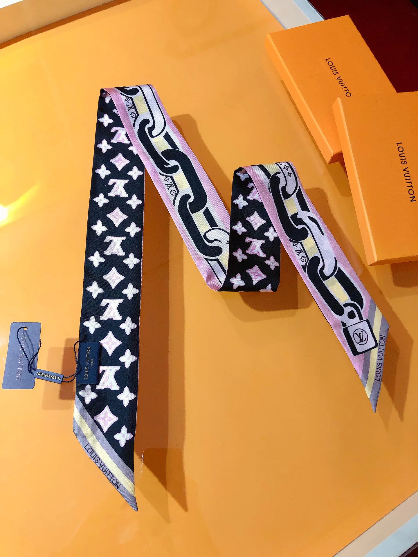 Платки Louis Vuitton 5445796