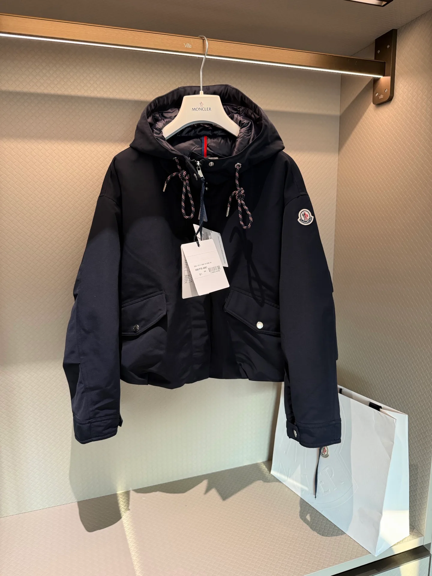 Куртки И Пуховики Женские Moncler 17952952