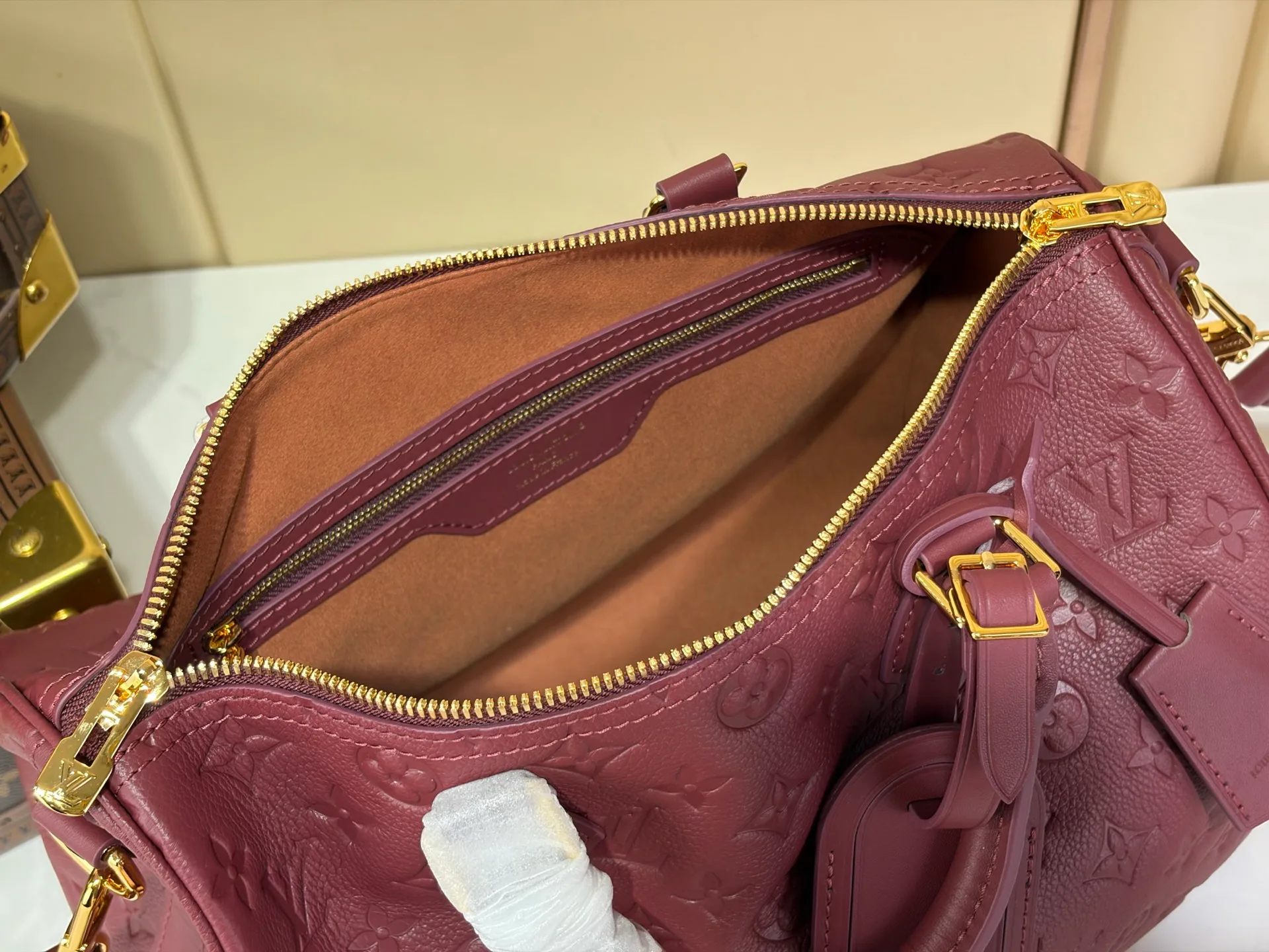 Классические Сумки Женские Louis Vuitton 18240296