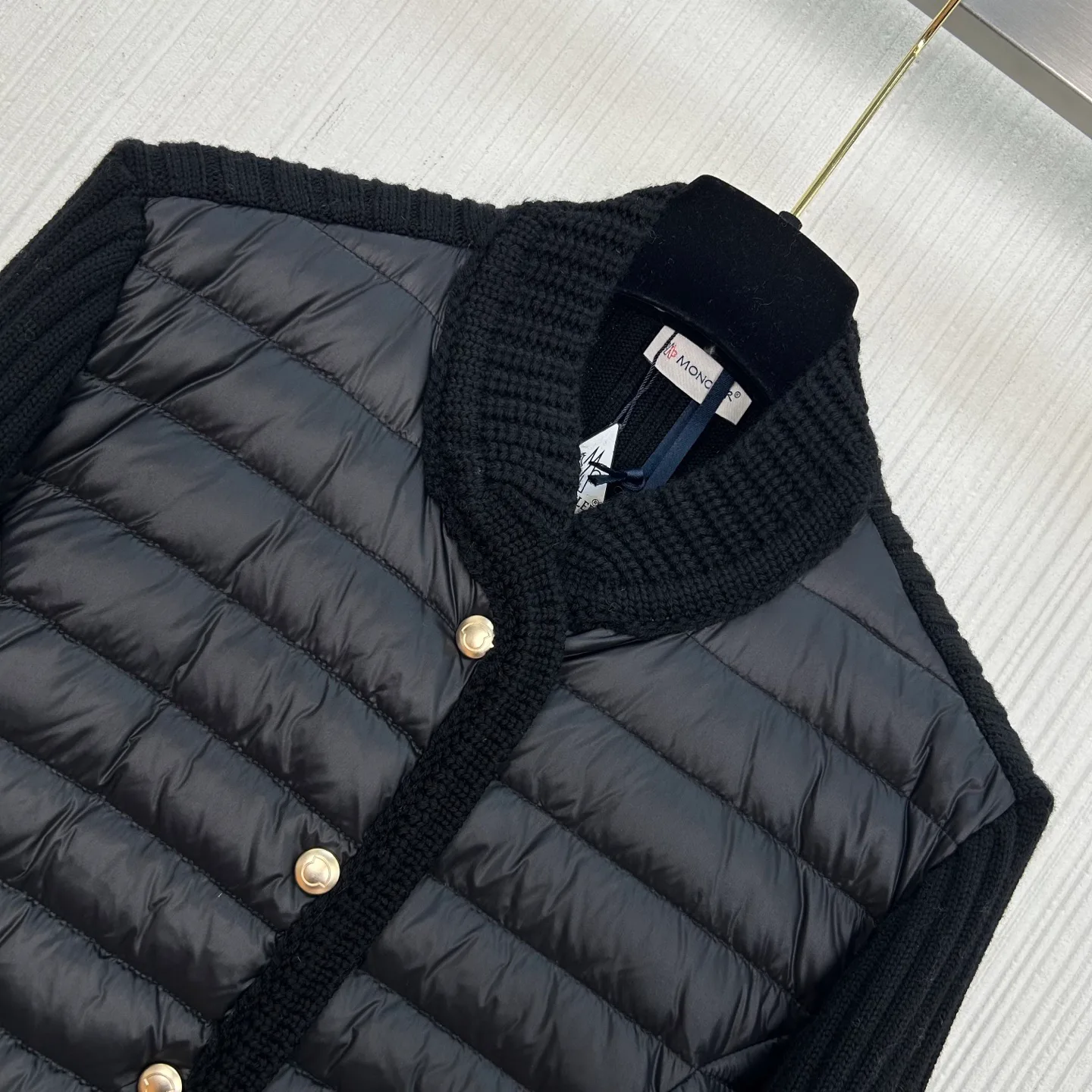 Куртки Женские Moncler 142675