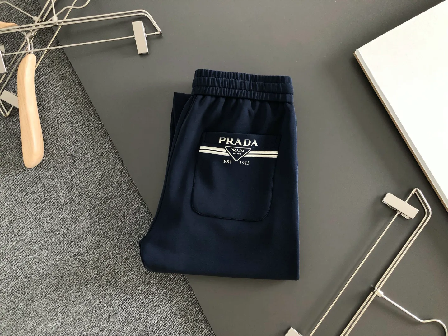 Брюки Мужские Prada 11790554