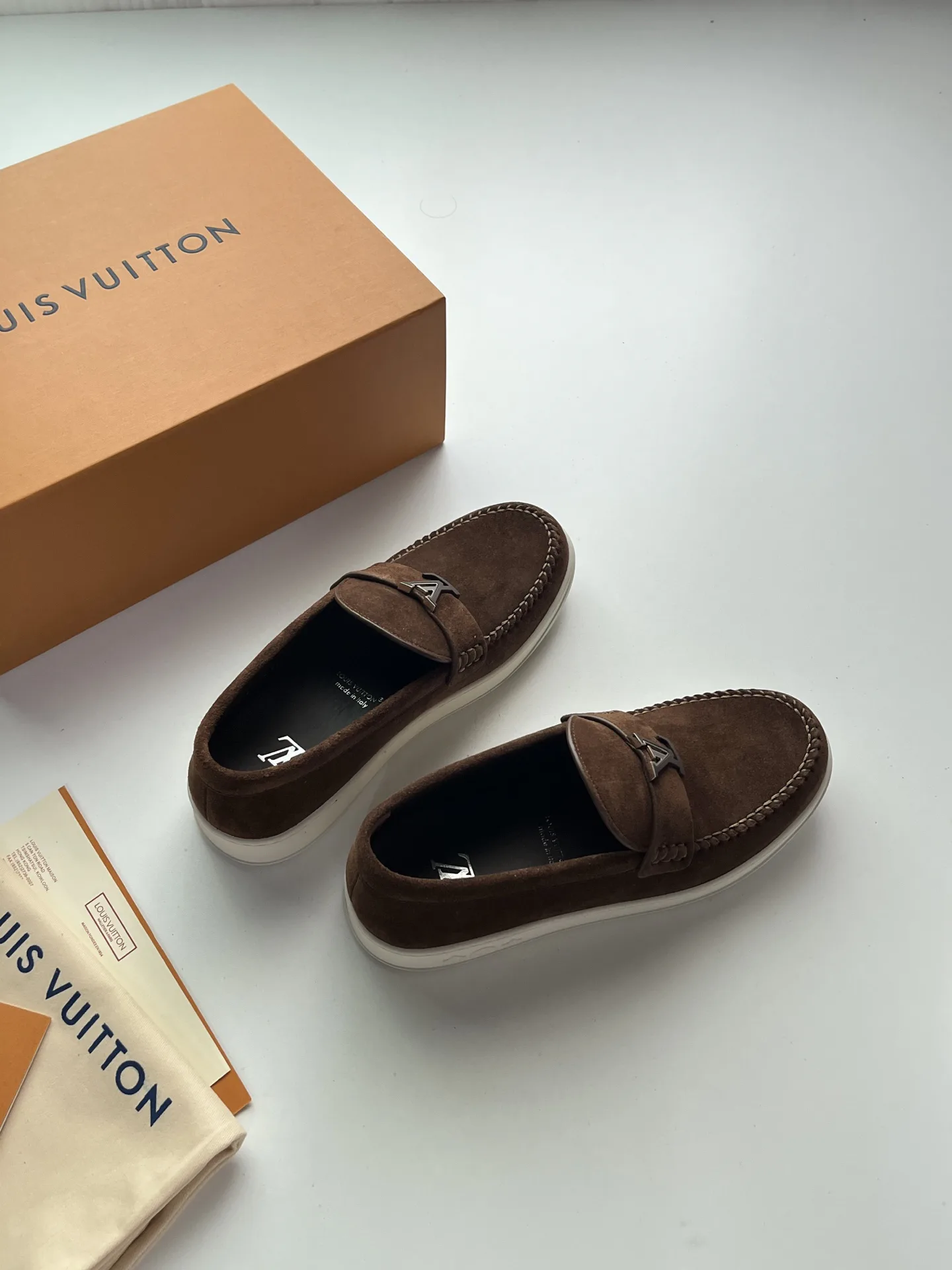 Лоферы И Туфли Мужские Louis Vuitton 18744057