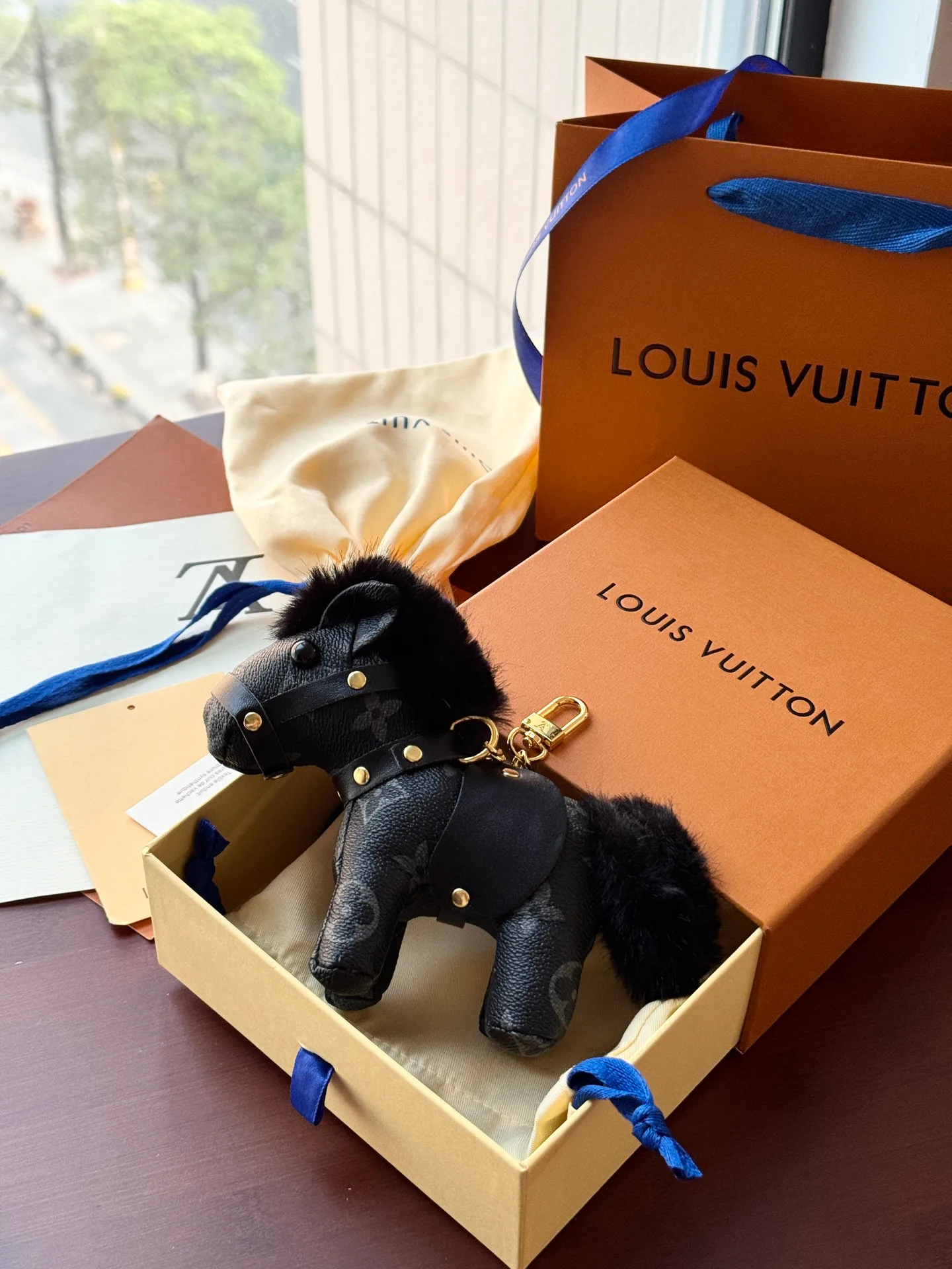 Бижутерия Louis Vuitton 13397008