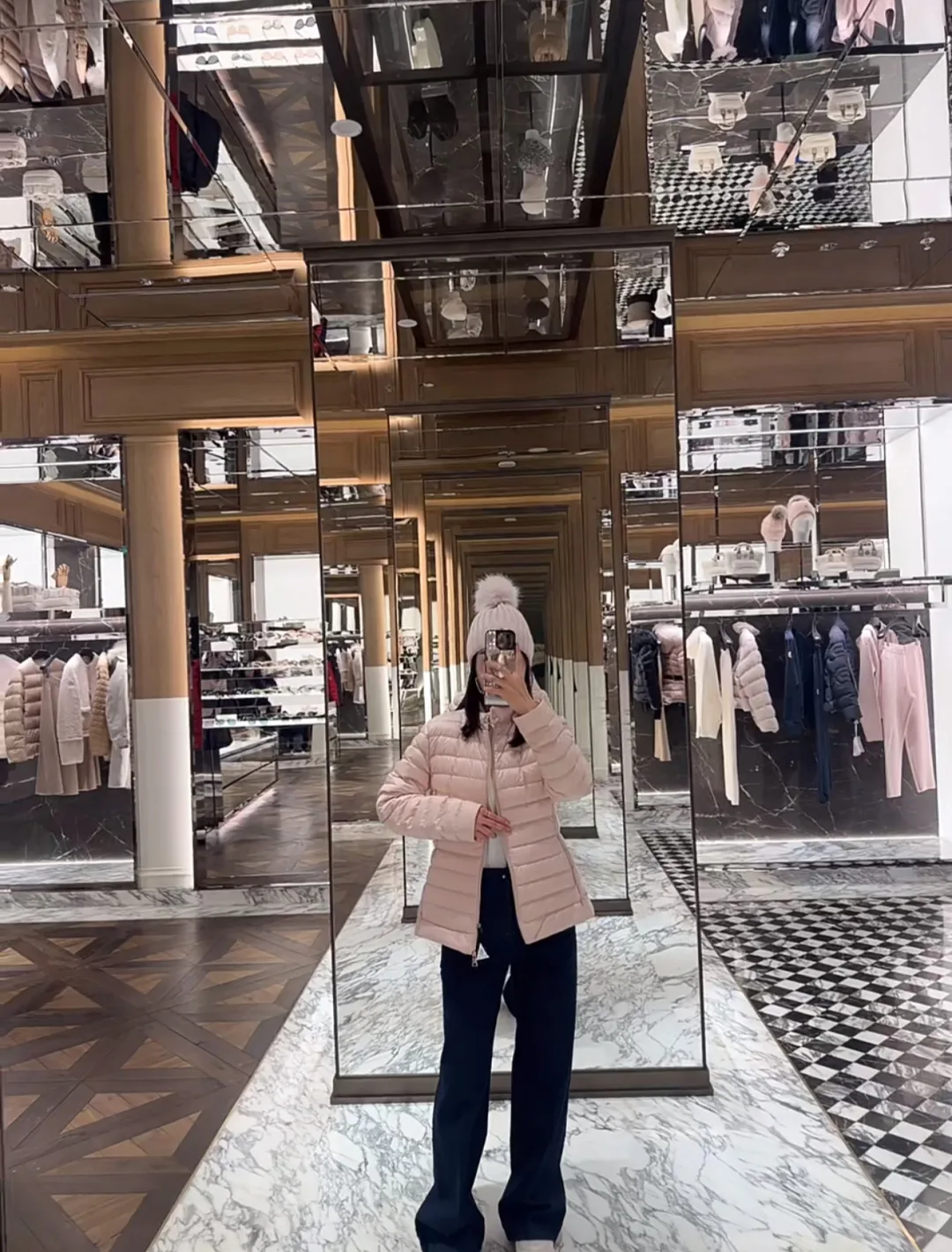 Куртки И Пуховики Женские Moncler 18922974