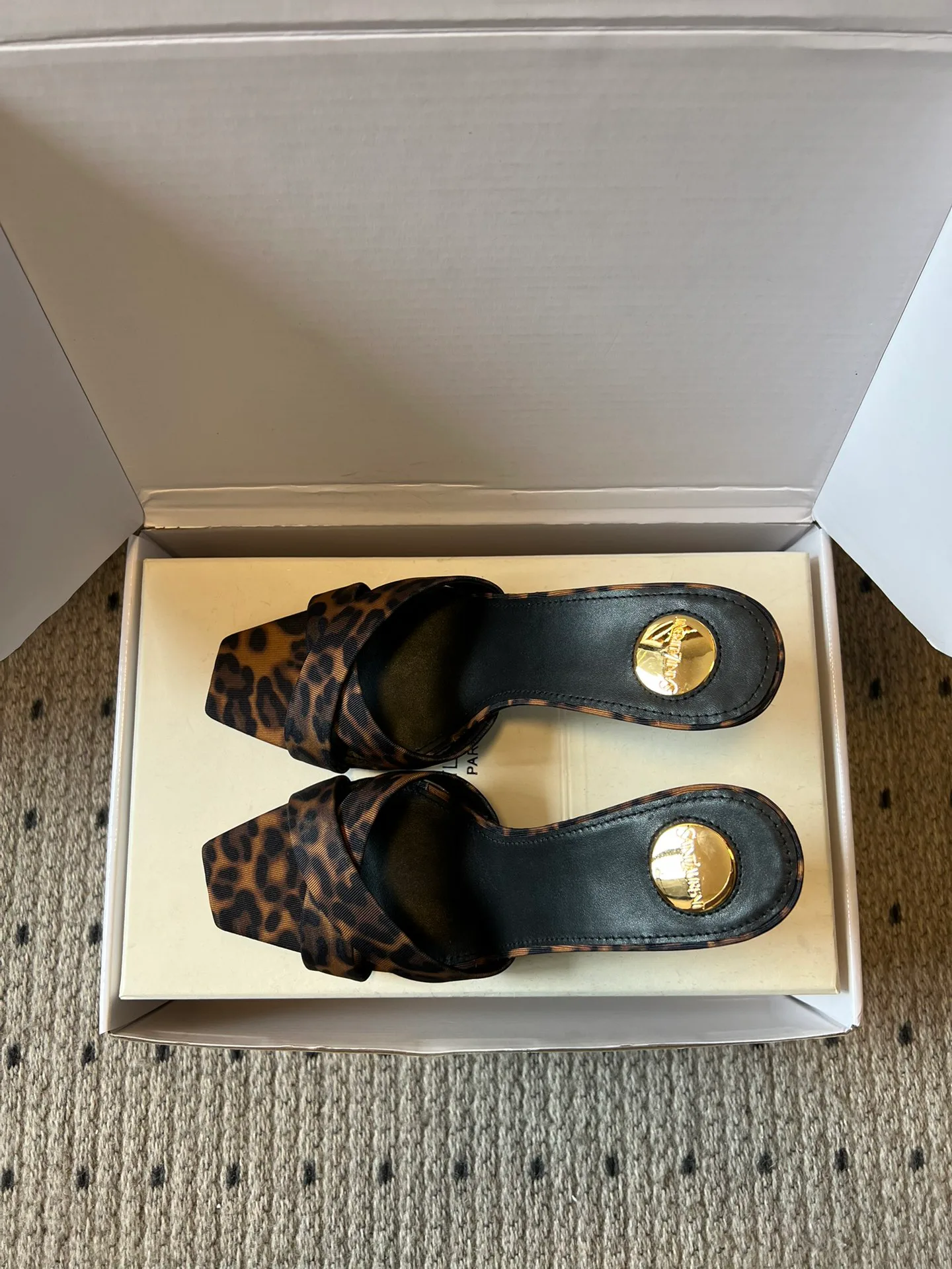 Босоножки Женские Saint Laurent 10835492