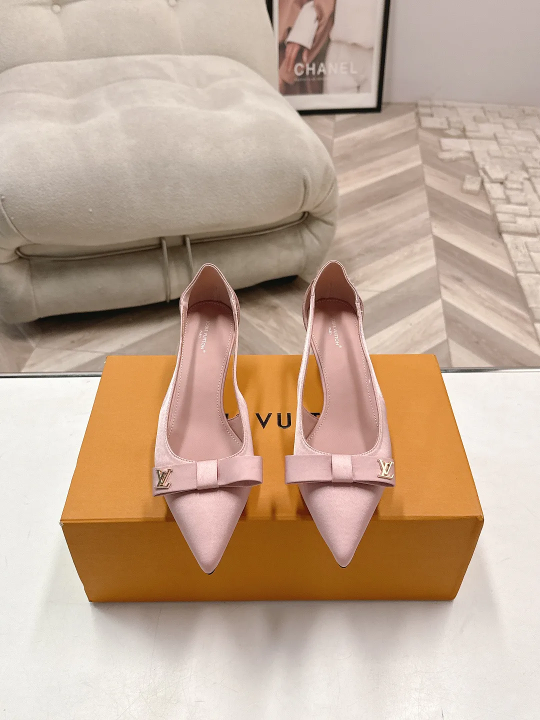 Туфли Женские Louis Vuitton 17578119