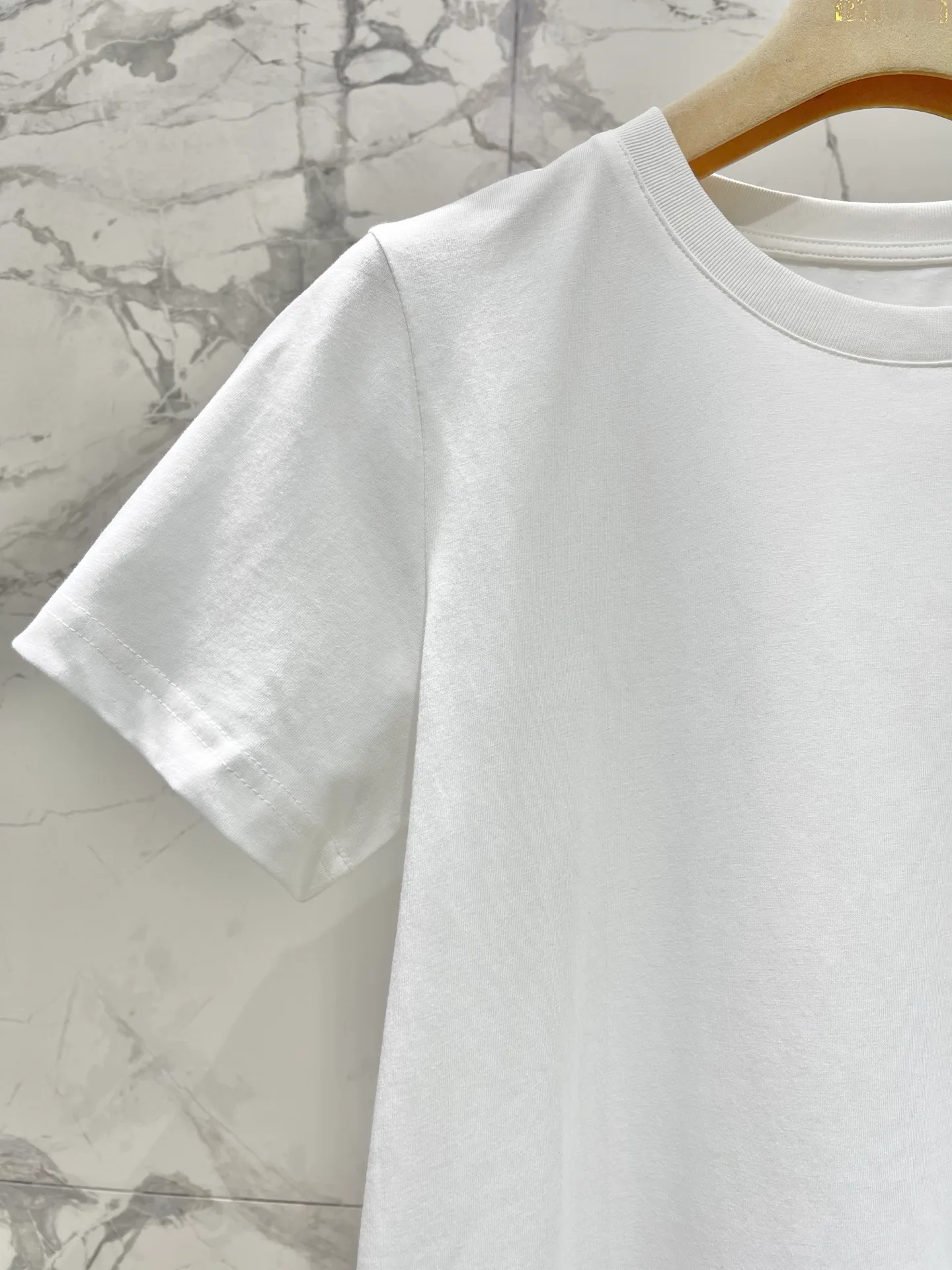 Футболки Женские Miu Miu 10394360