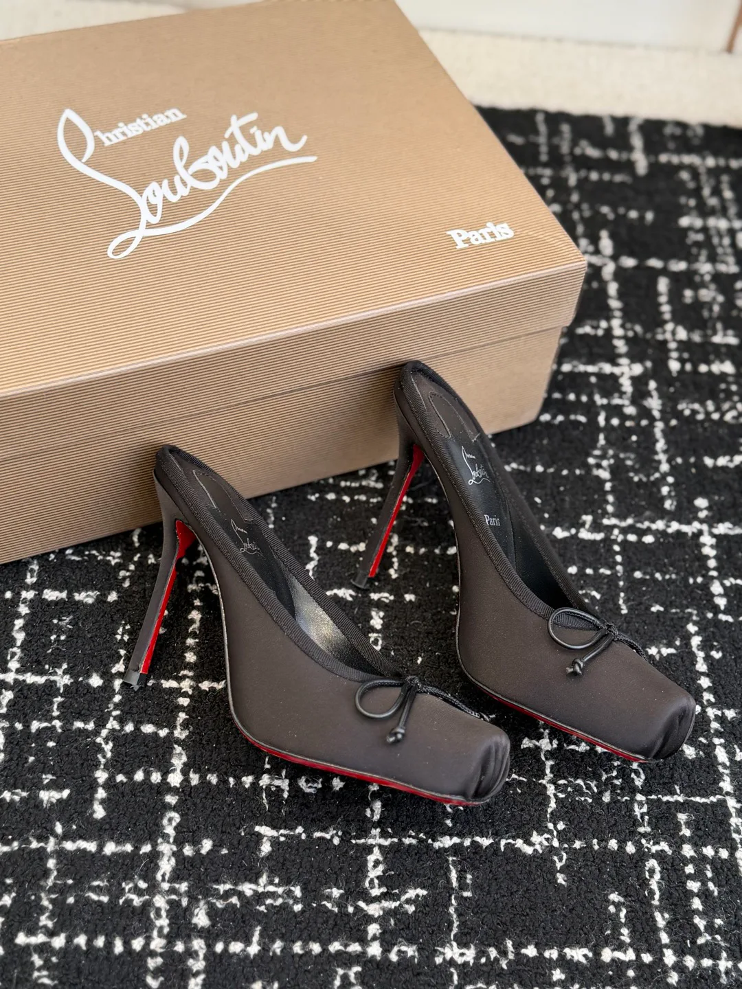 Туфли Женские Christian Louboutin 1561403