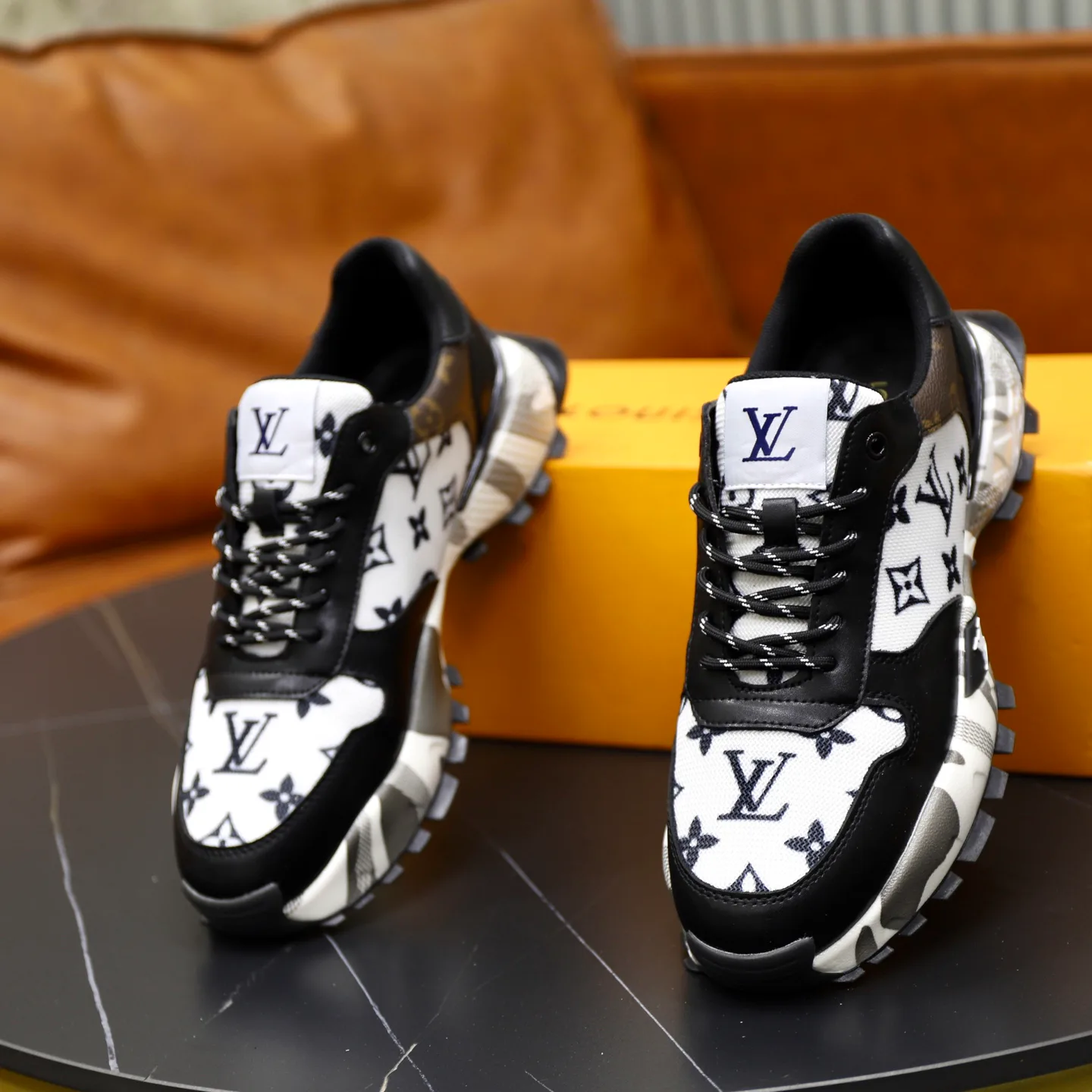 Кроссовки Мужские Louis Vuitton 183912