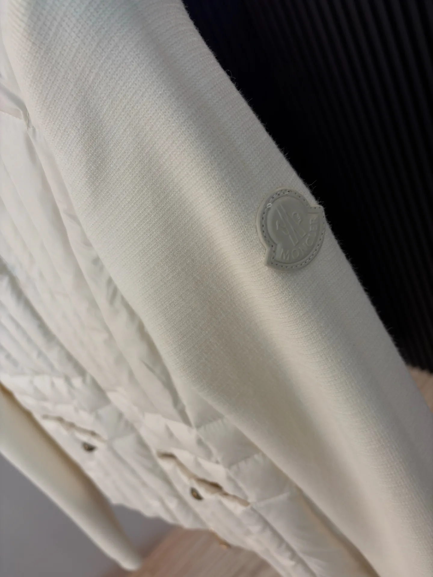 Куртки И Пуховики Женские Moncler 18673358