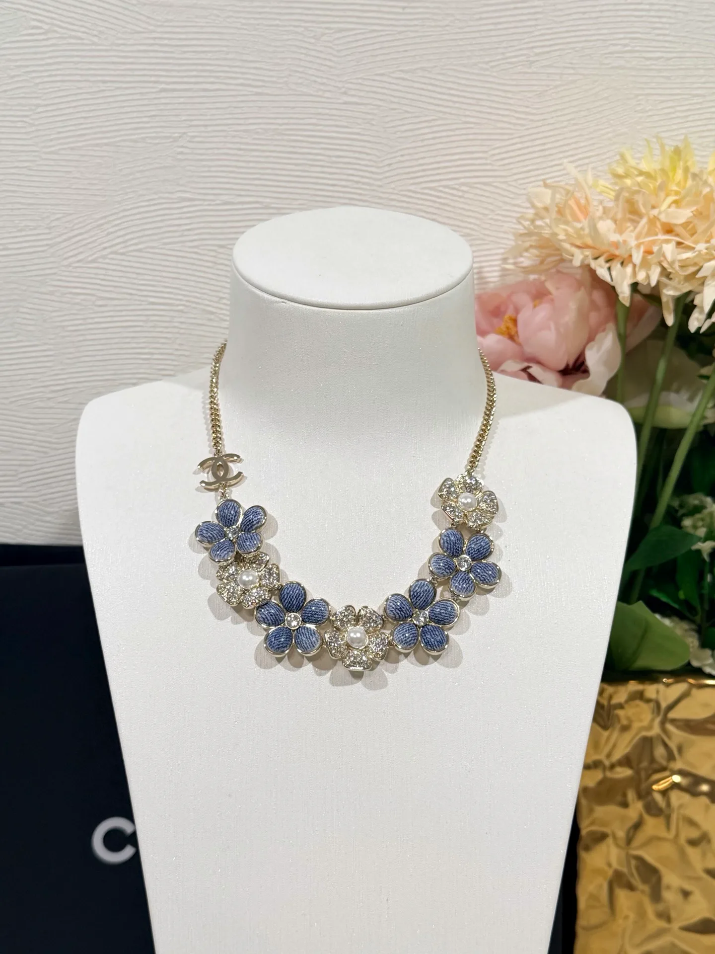 Бижутерия Chanel 18241949