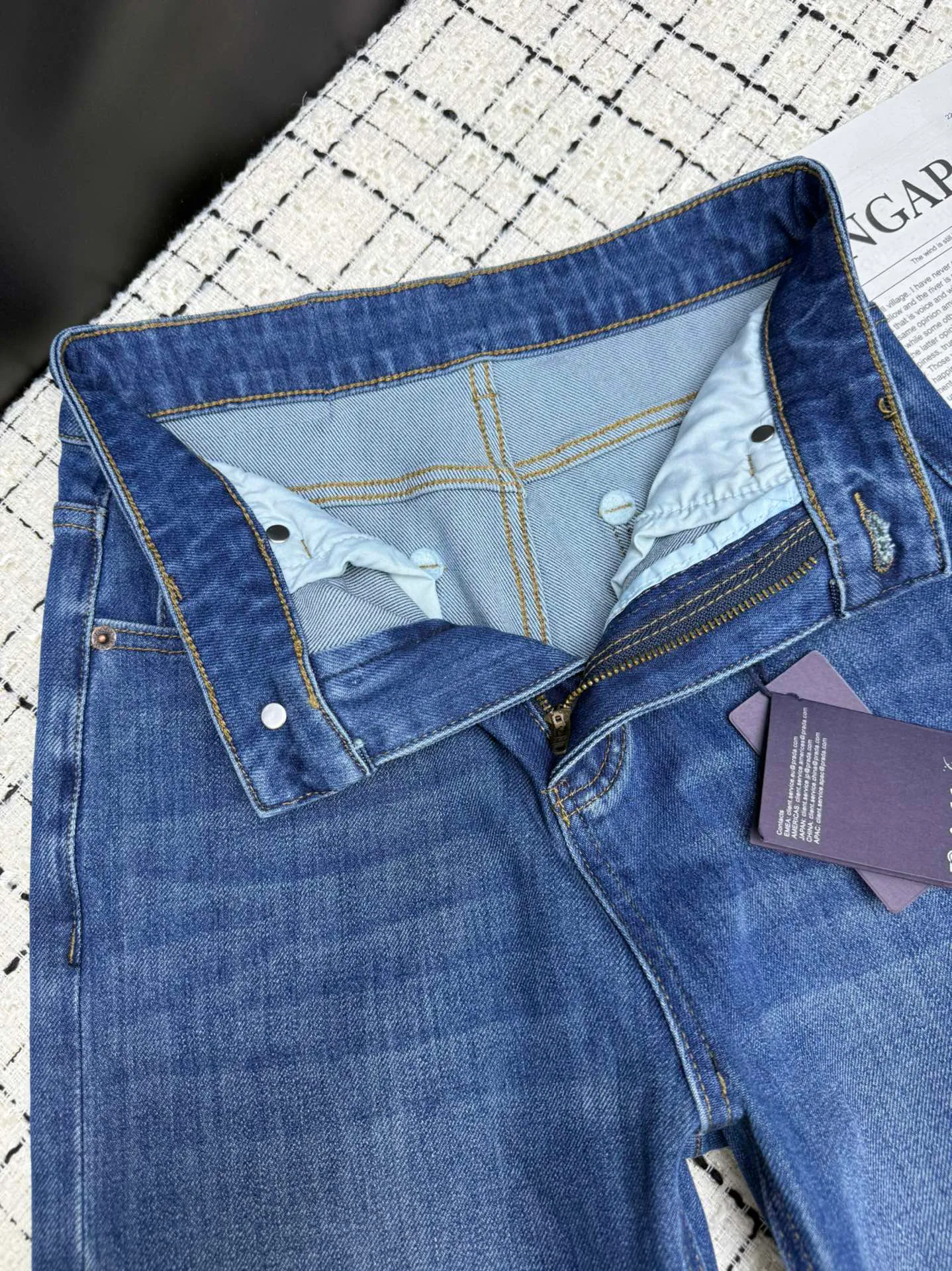 Джинсы Женские Prada 11737701