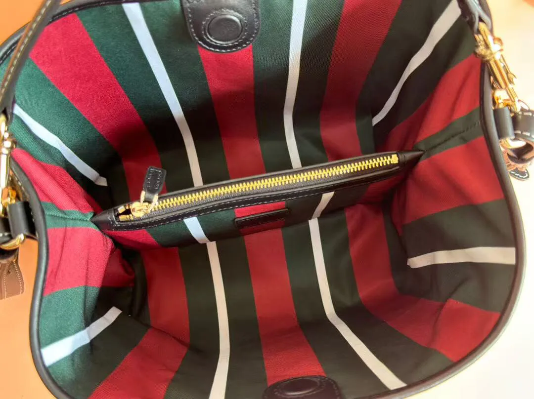 Классические Сумки Женские Gucci 11394907