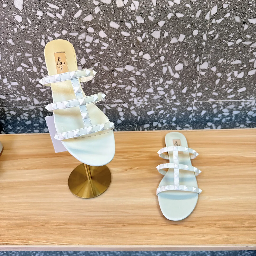 Босоножки Женские Valentino 10994218