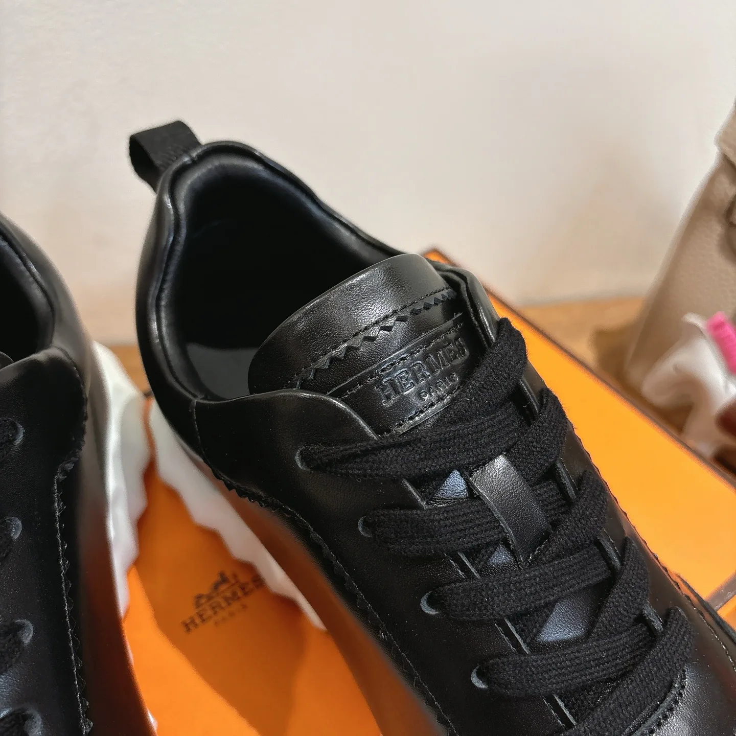 Кроссовки Женские Hermes 4214570