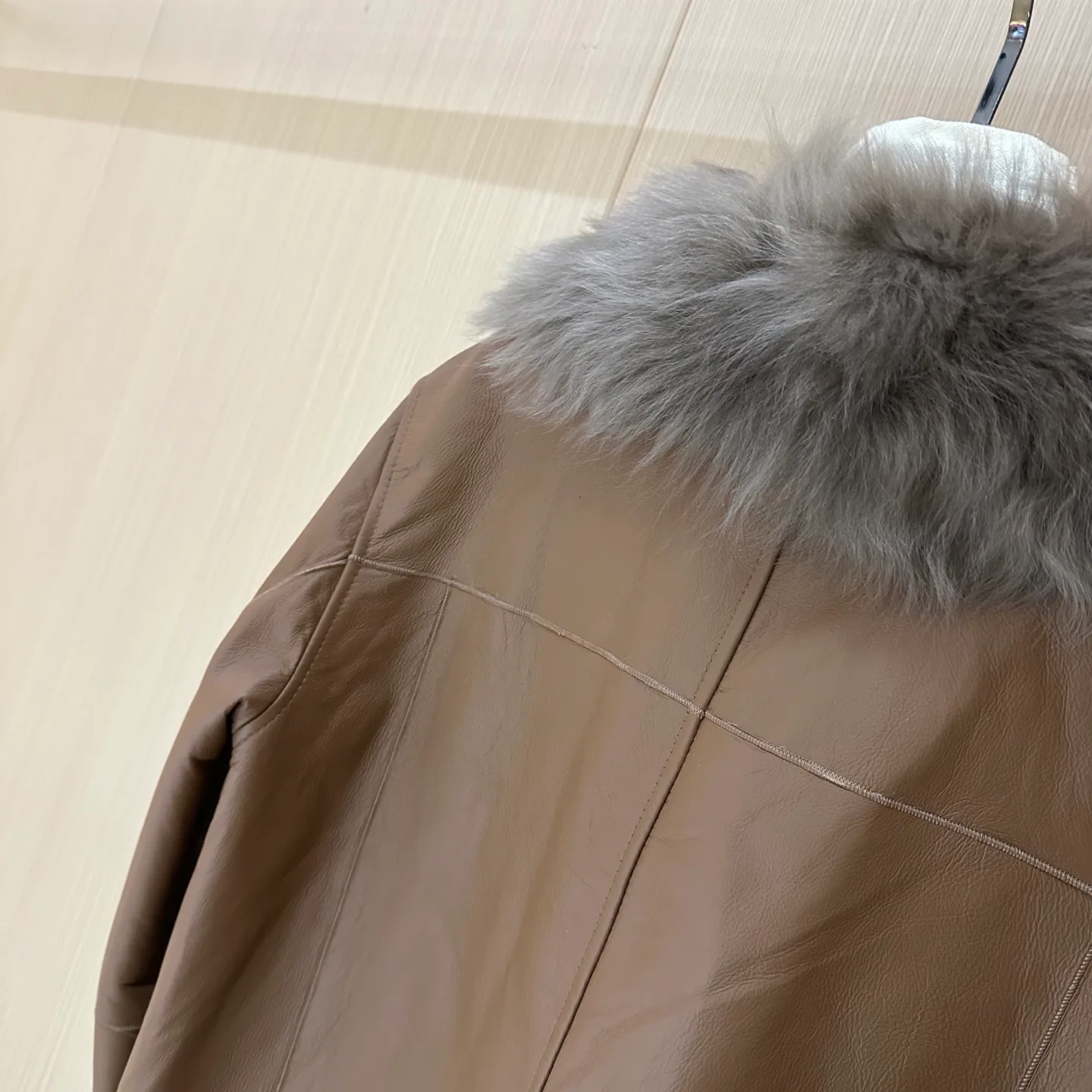 Кожаные Куртки И Дублёнки Женские Max Mara 612074