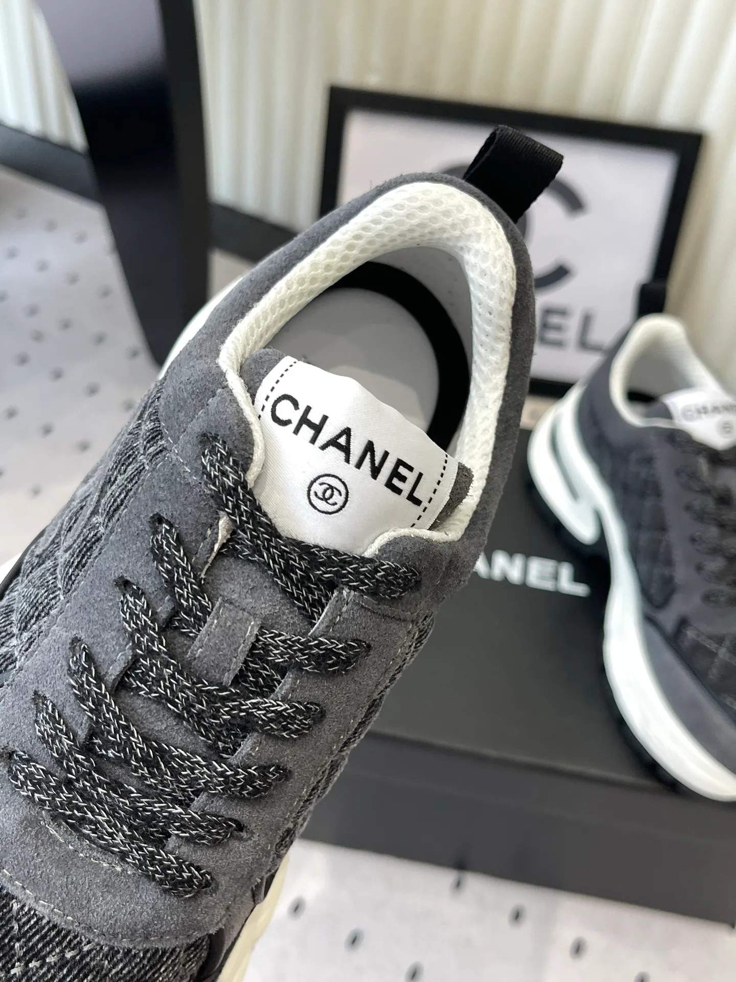 Кроссовки Женские Chanel 17769668