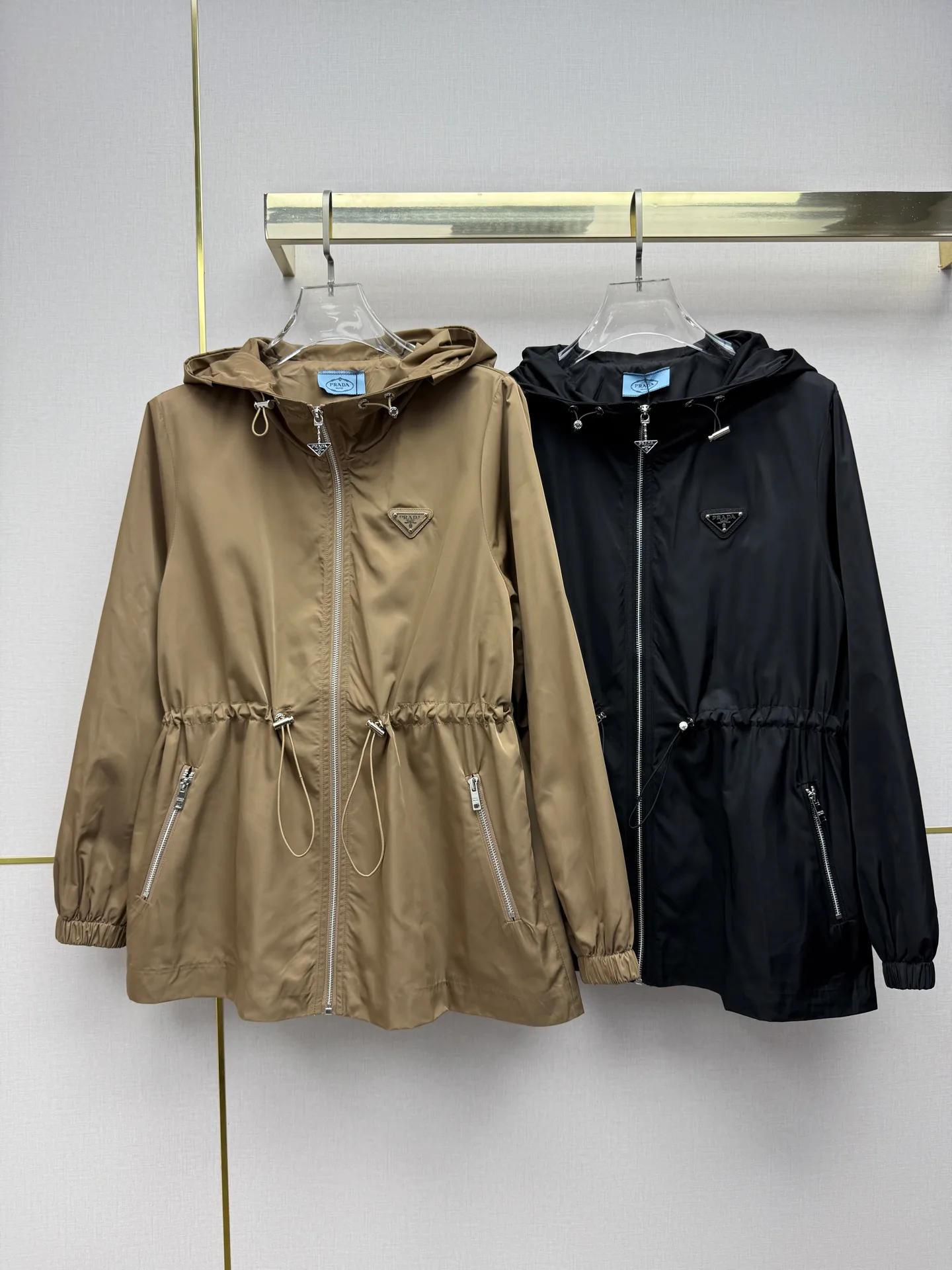 Куртки И Пуховики Женские Prada 12752350