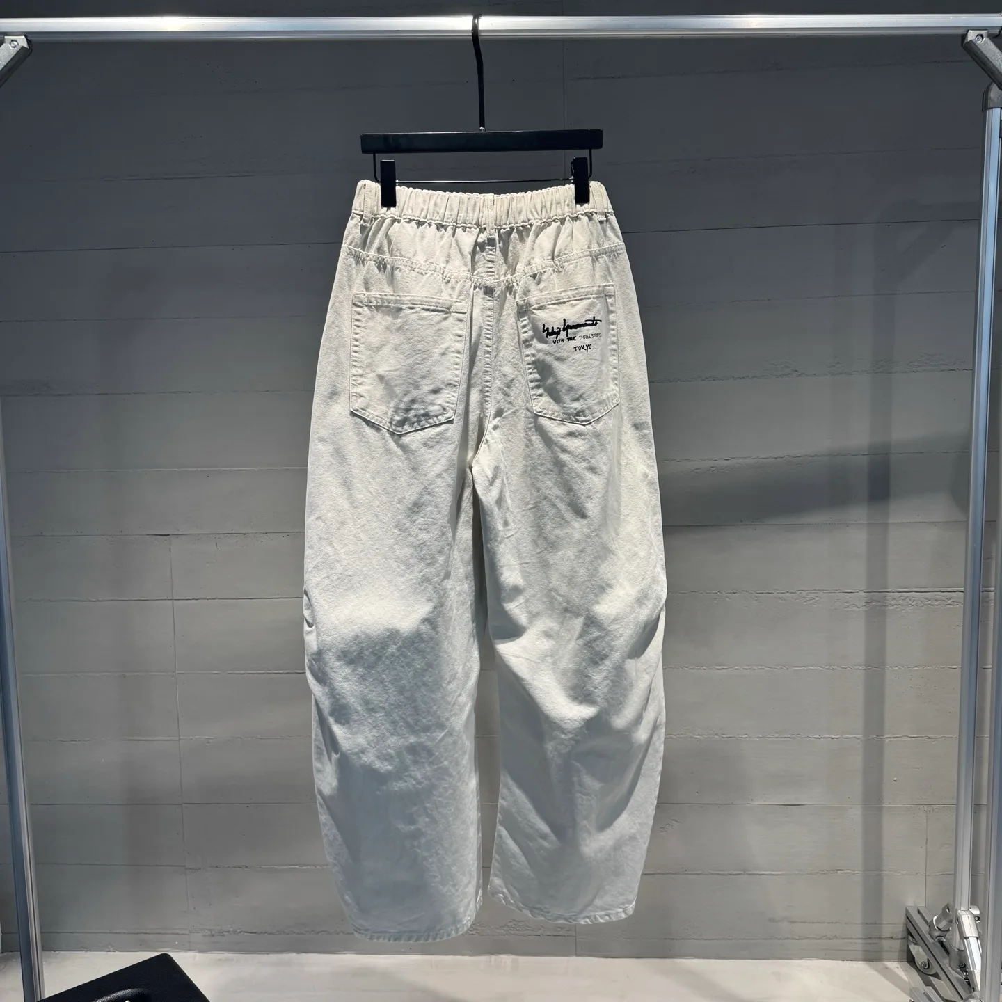 Брюки Мужские Y-3 13364971