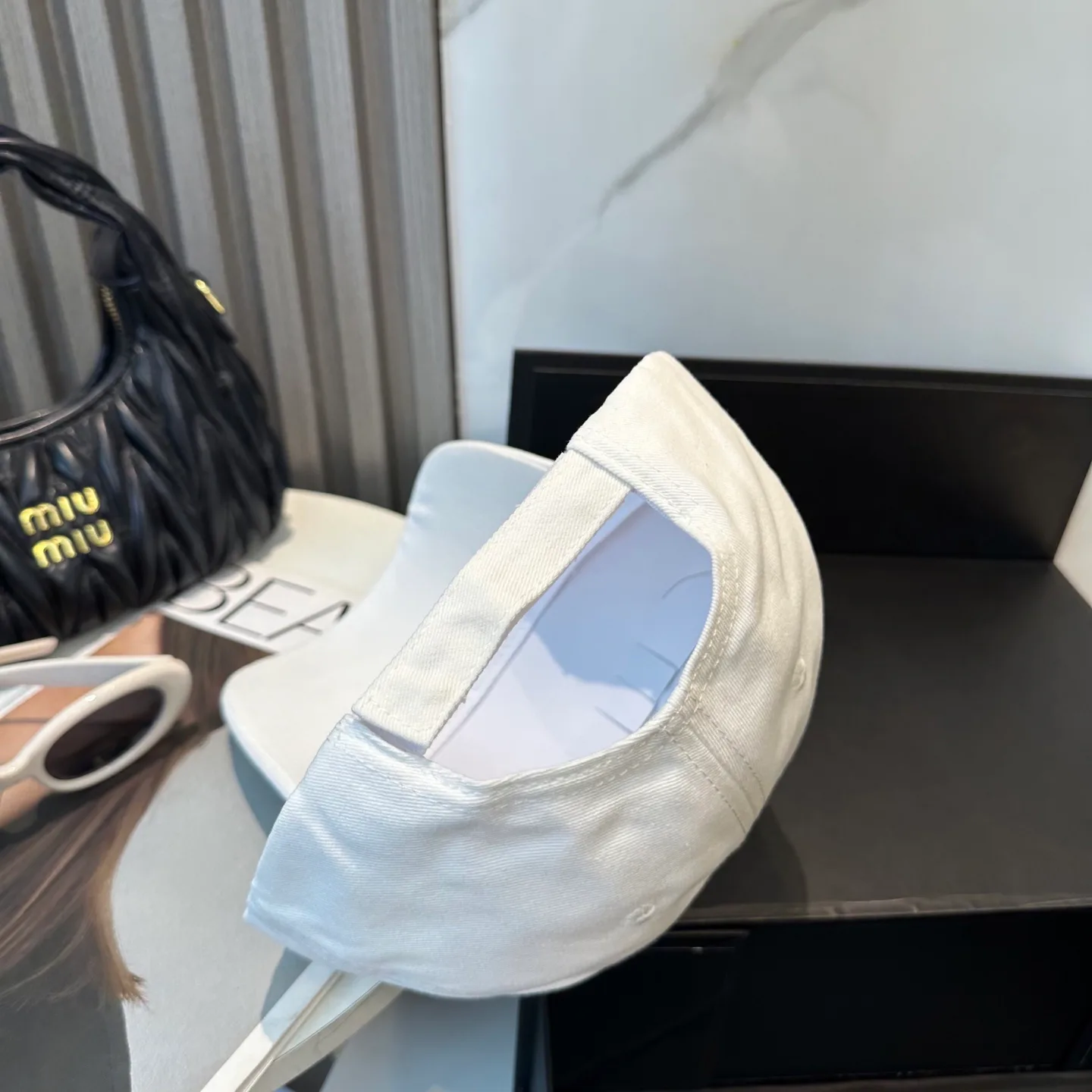 Головные Уборы Balenciaga 336850