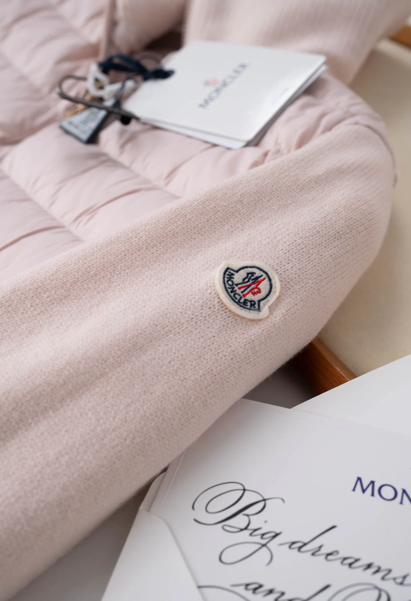 Куртки И Пуховики Женские Moncler 18510341
