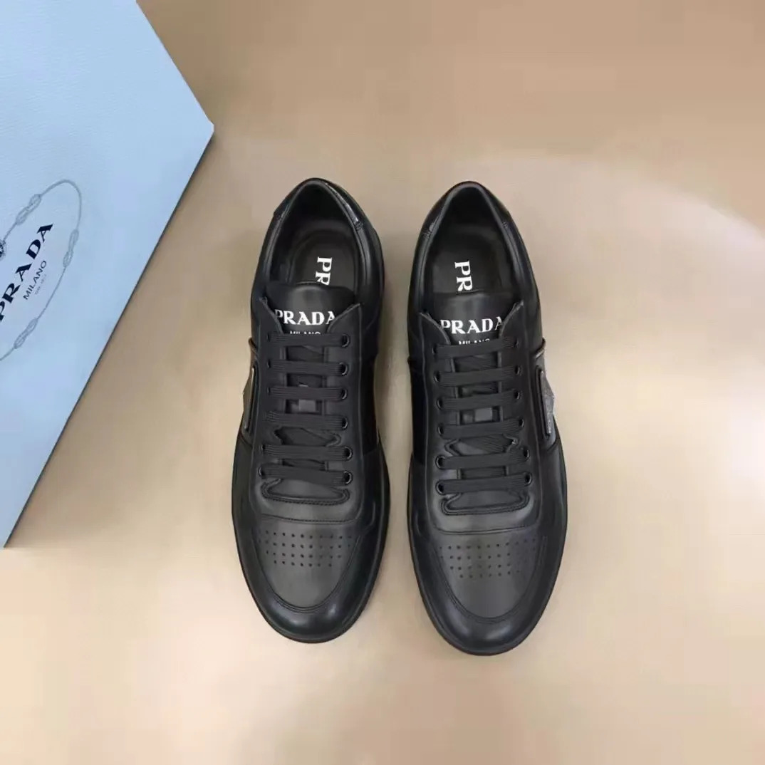 Кроссовки Мужские Prada 2492385