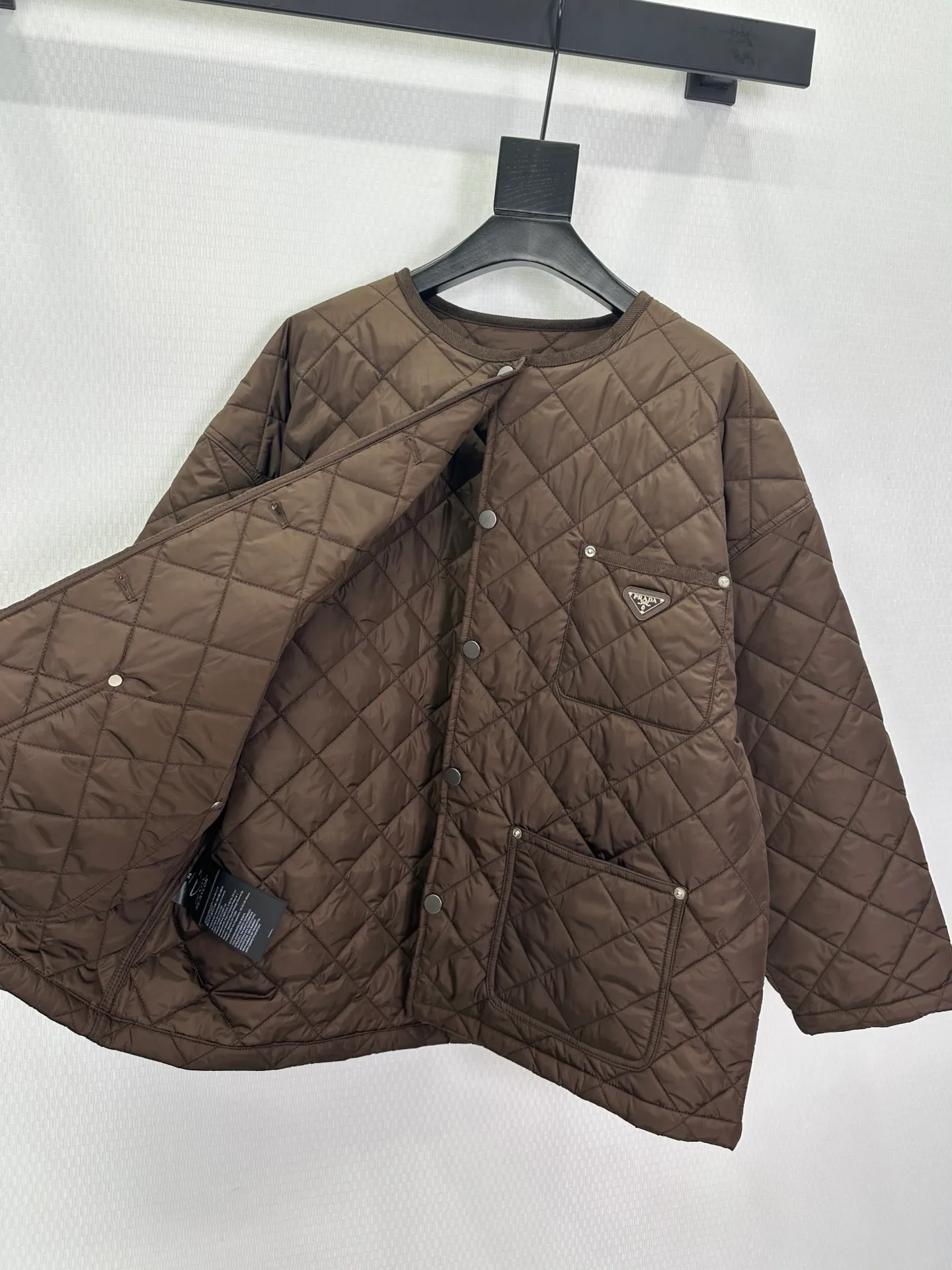 Куртки И Пуховики Женские Prada 18928364