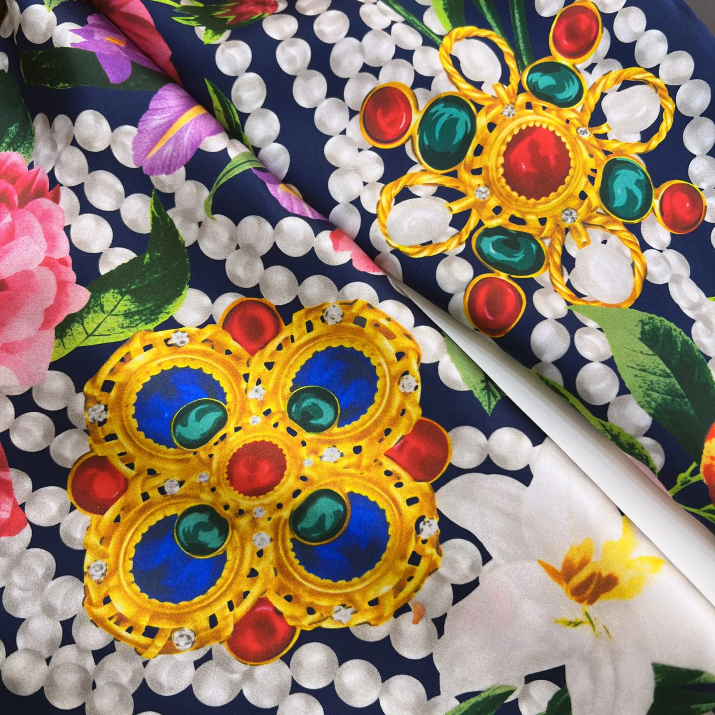 Платки Chanel 11561036