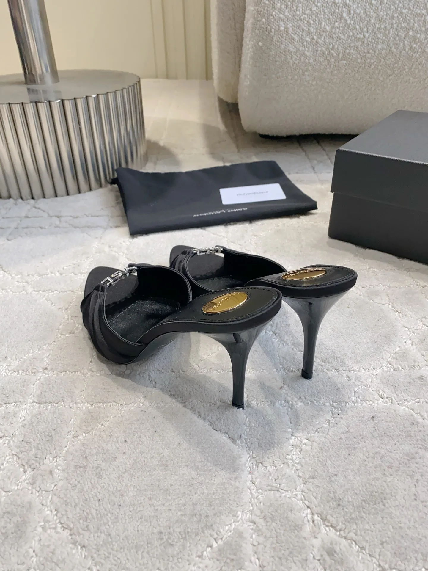 Босоножки Женские Saint Laurent 13332004